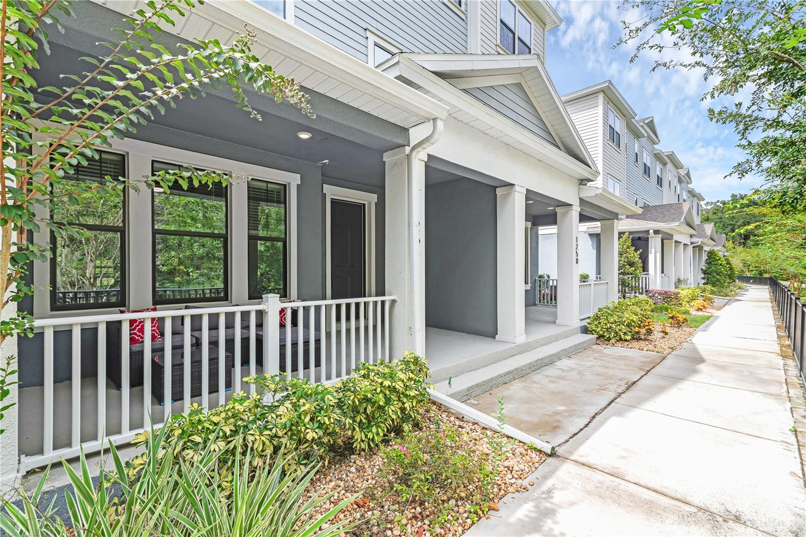SEMINOLE CROSSING TWNHMS - Residential