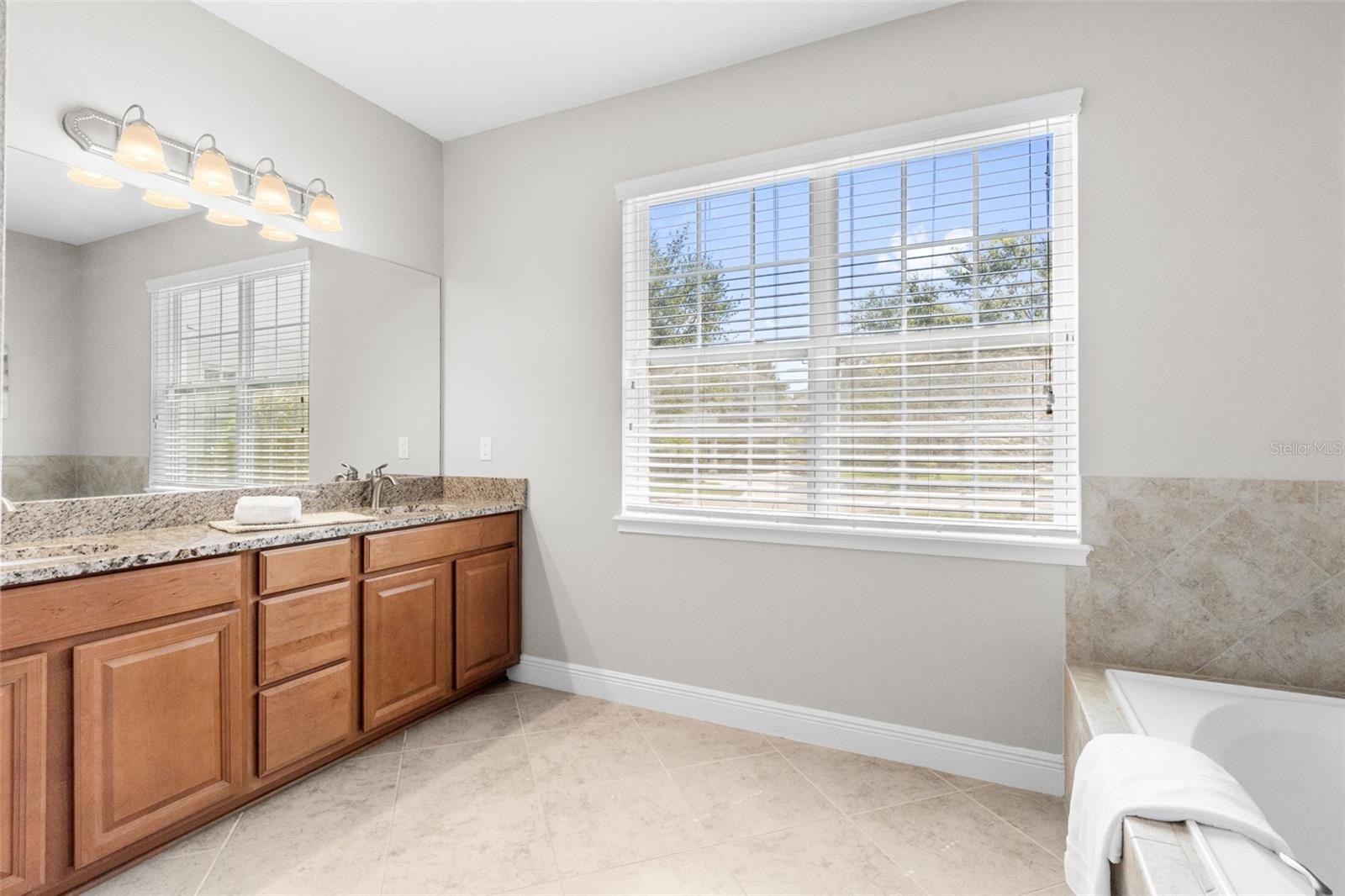 GRAND HAMPTON PH 5 - Residential