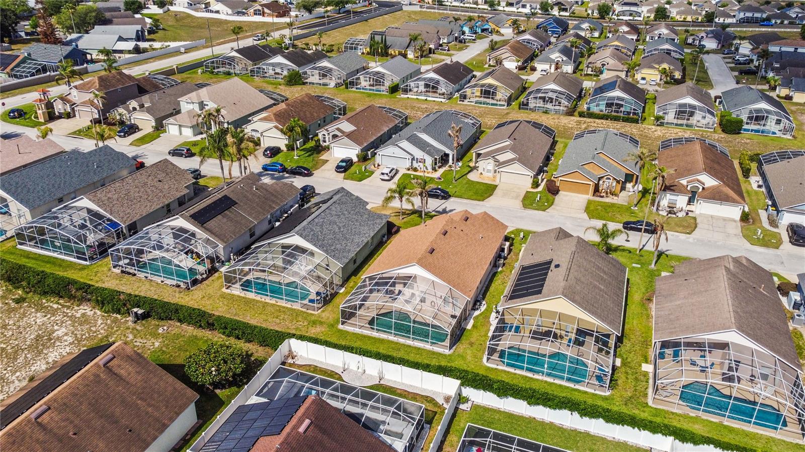 WESTBURY - Residential