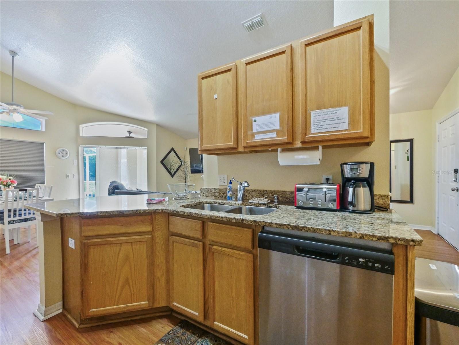 WESTBURY - Residential