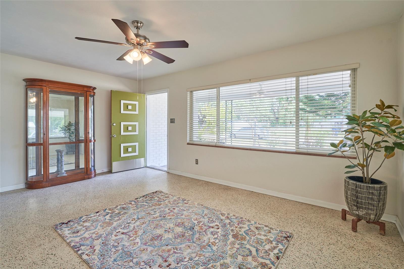 LINCOLN TERRACE - Residential Lease