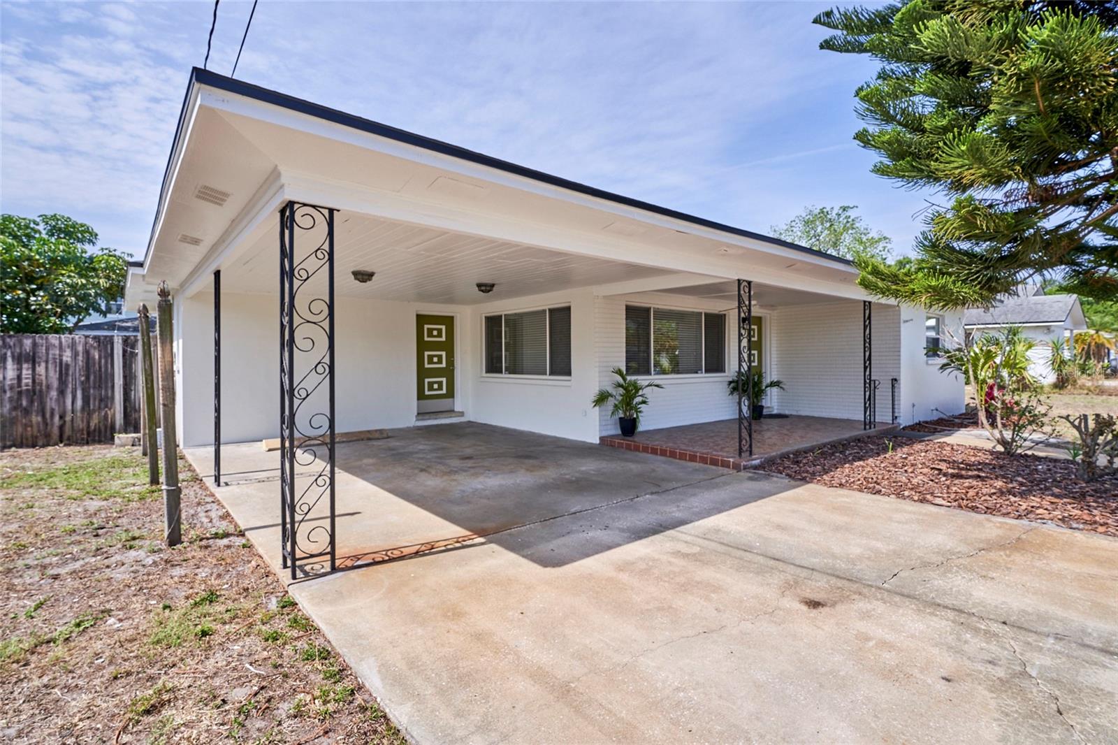 LINCOLN TERRACE - Residential Lease