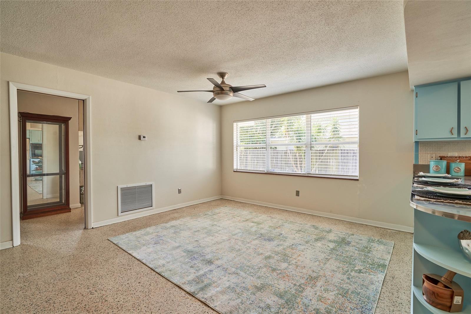 LINCOLN TERRACE - Residential Lease