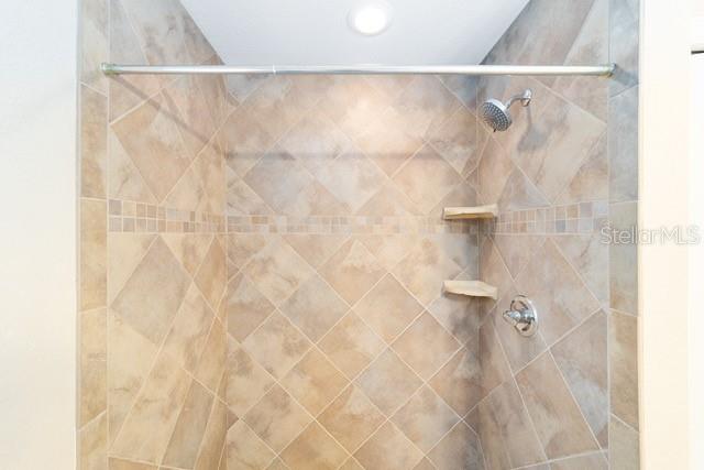 ANTHONY DOWNS - Residential