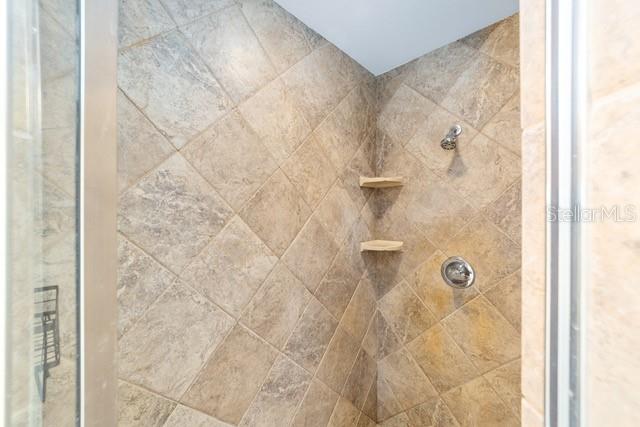 ANTHONY DOWNS - Residential