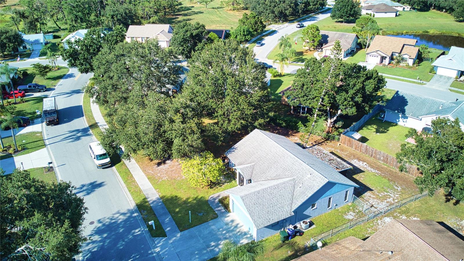 DEER HOLLOW - Residential