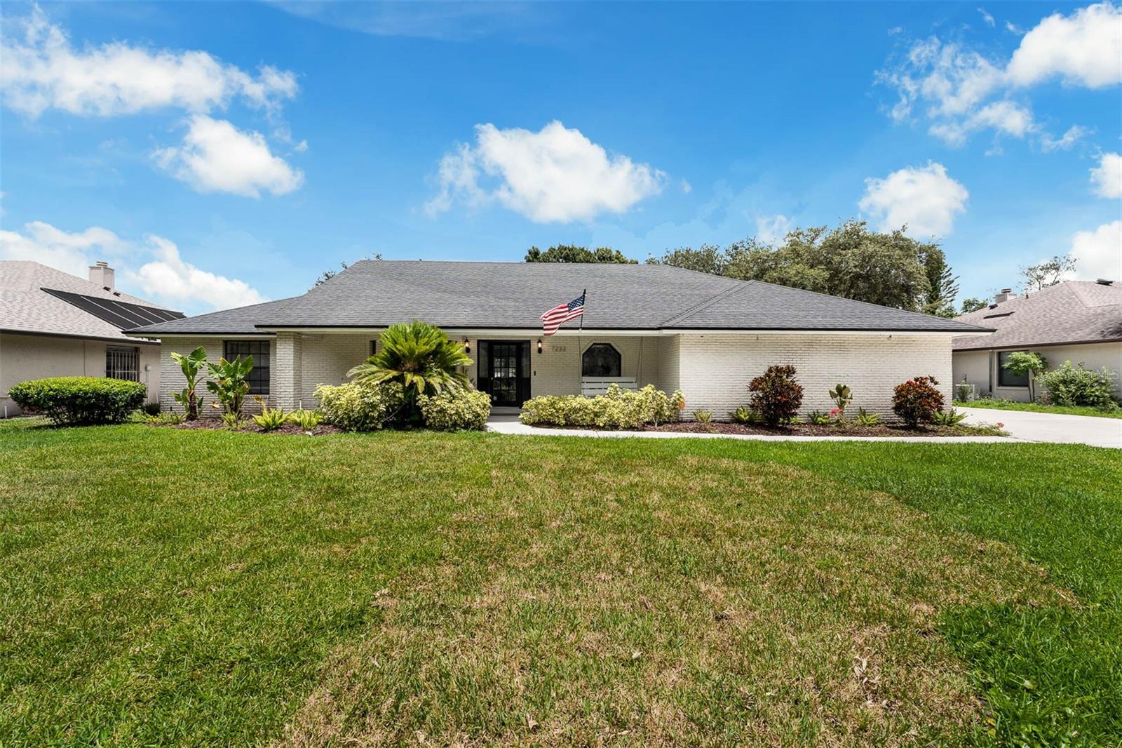 WOODLANDS WINDERMERE - Residential Lease
