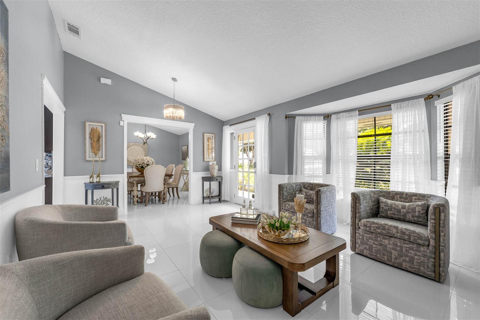WOODLANDS WINDERMERE - Residential Lease