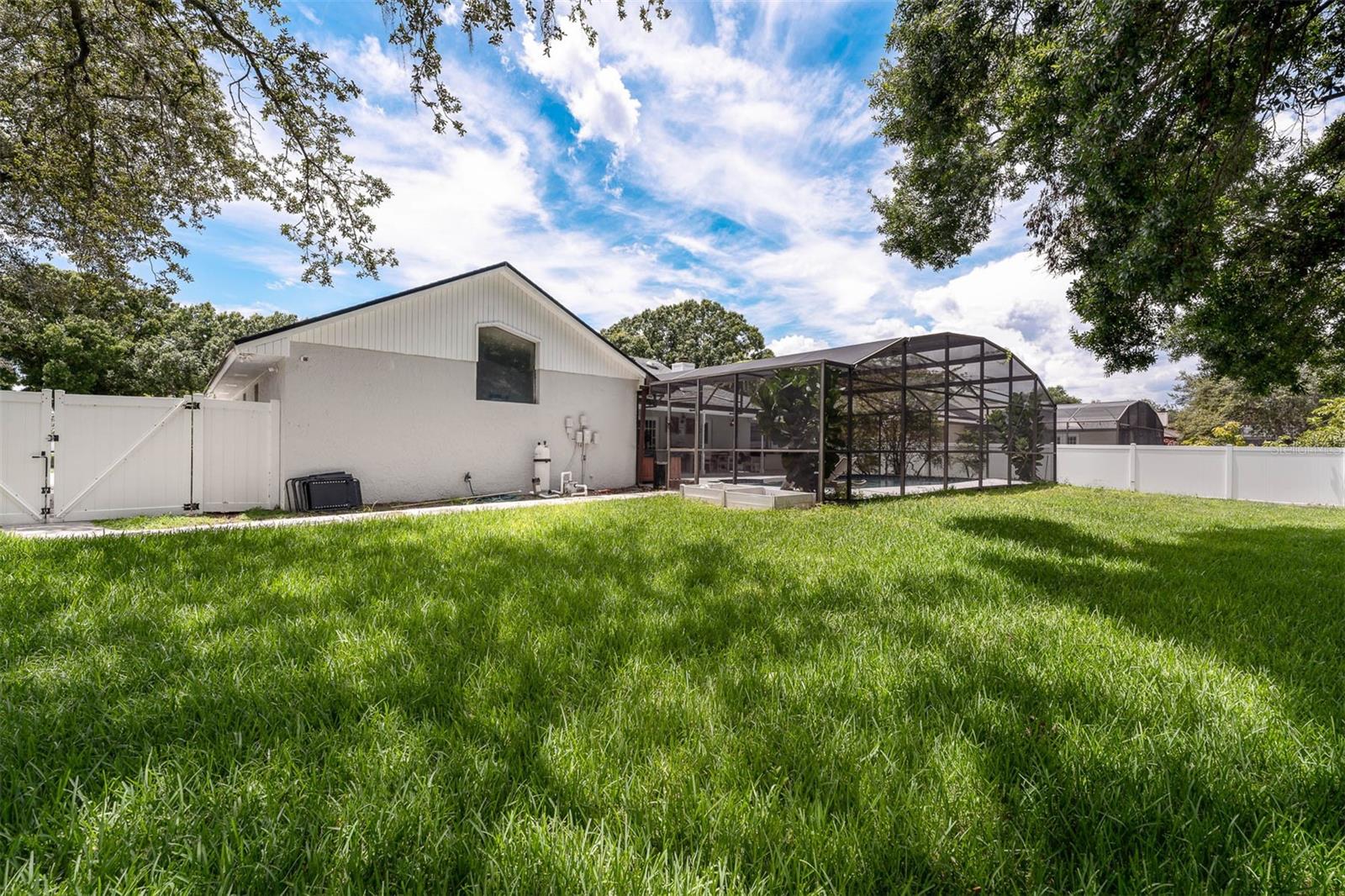 WOODLANDS WINDERMERE - Residential Lease