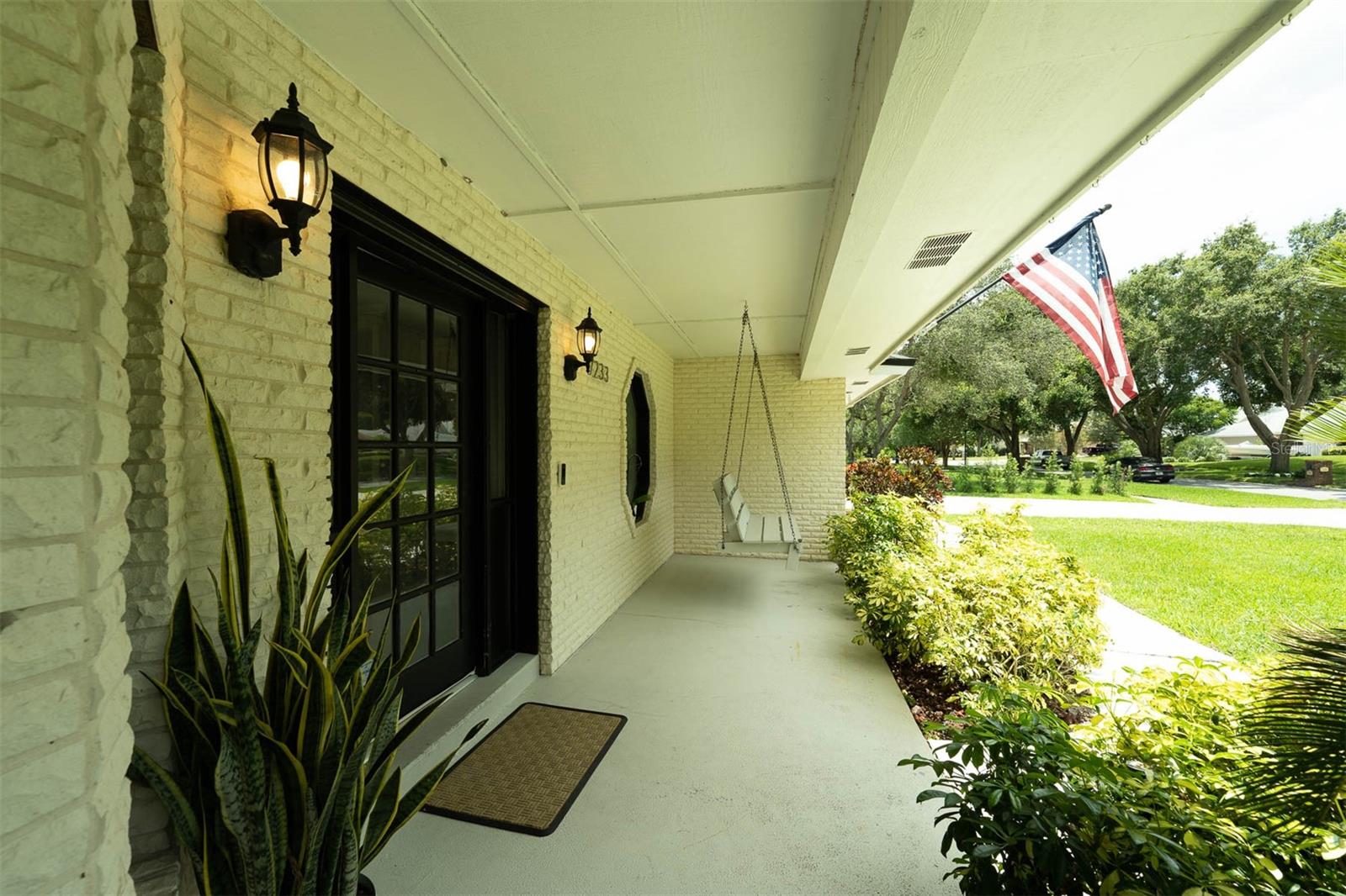 WOODLANDS WINDERMERE - Residential Lease
