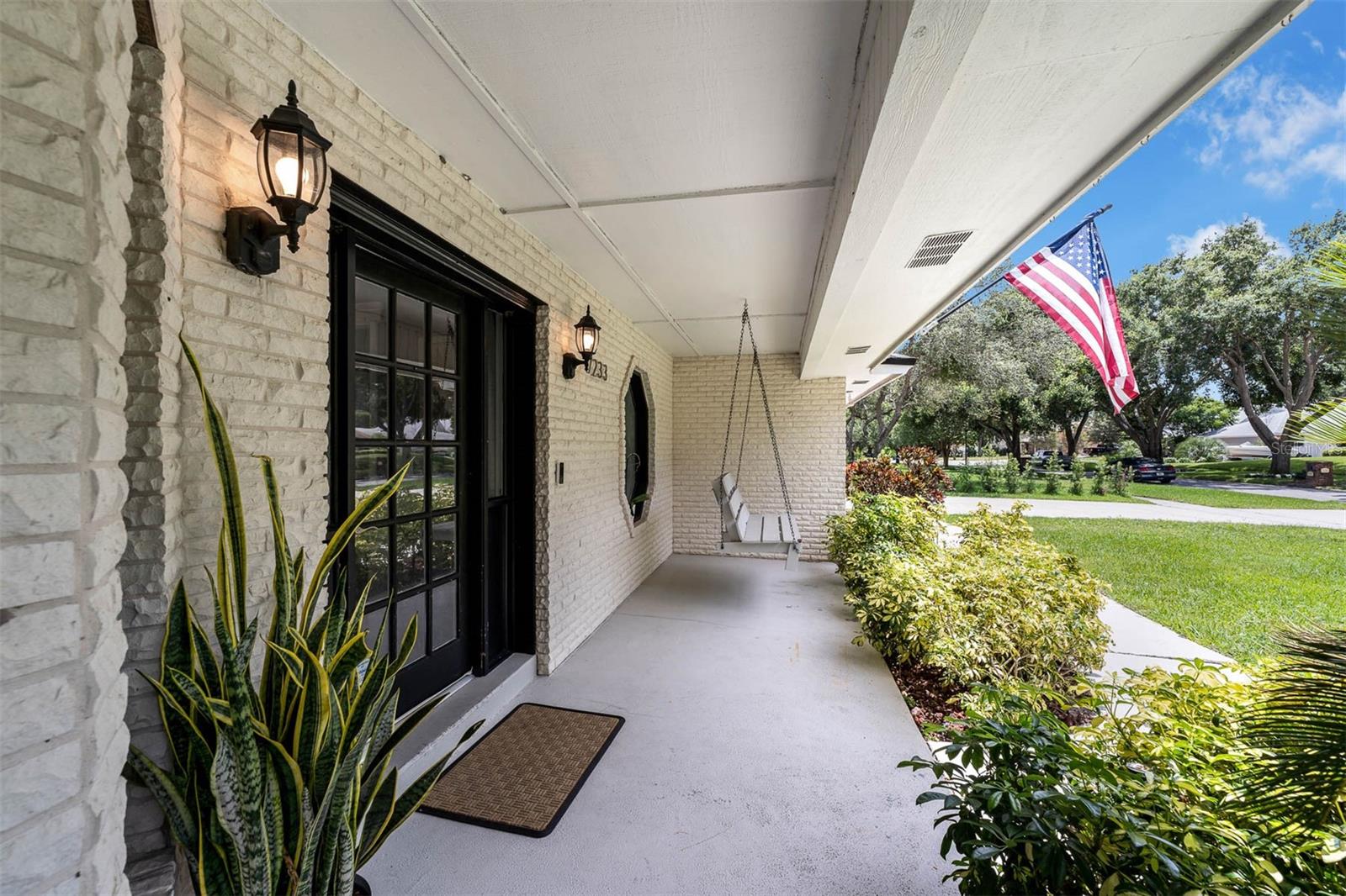WOODLANDS WINDERMERE - Residential Lease