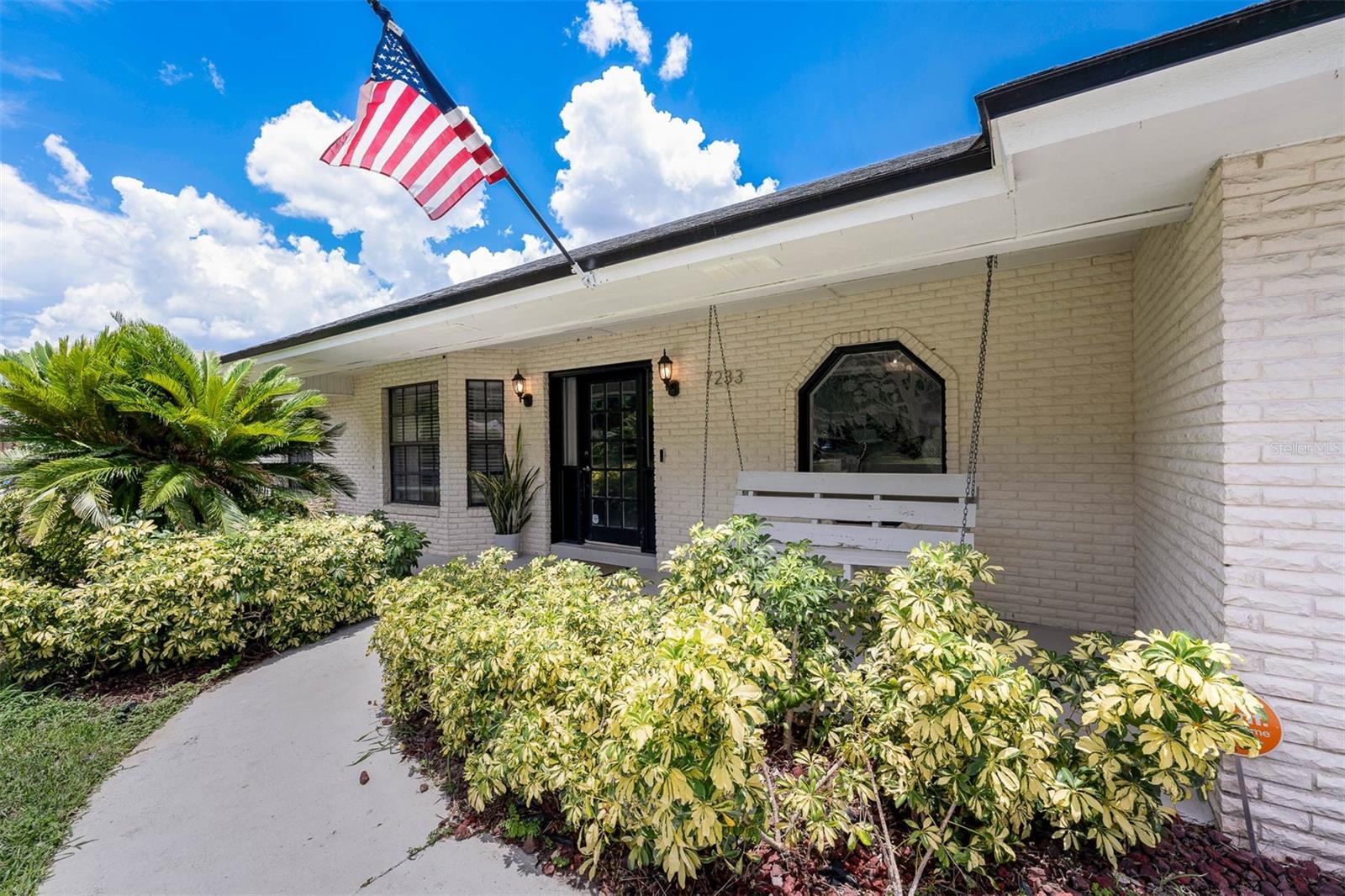 Live in comfort and convenience in this FULLY FURNISHED 4-bedroom, 3-bathroom home with a private pool and spa, located in the prestigious Dr. Phillips area — one of Orlando’s most sought-after communities.
Perfect for LONG TERM STAYS OR CORPORATE LIVING, this property offers a maintenance-free lifestyle with pool and lawn services included. Enjoy flat-screen TVs, a ready-to-use living space, and maid service available upon request.
?? Highlights Include:
Centrally located in the Orlando Metro area
Just 2 miles from Universal Studios and 10 miles from Walt Disney World
Minutes from I-4, providing quick access across Central Florida
Close to Bay Hill and Isleworth golf courses
Near top-rated Dr. Phillips schools, Millenia Mall, hospitals, and major businesses
Move-in ready and thoughtfully equipped for comfort, this home is ideal for professionals, families, or executives seeking convenience, luxury, and location.