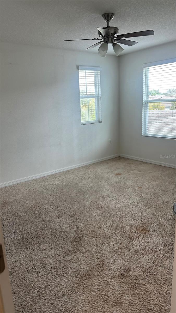 GRAND OAK GLEN - Residential Lease