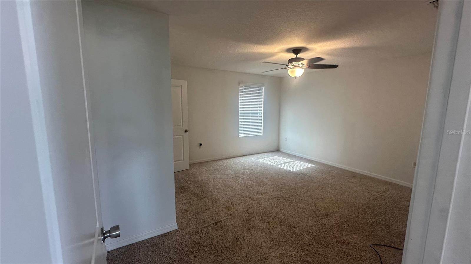 GRAND OAK GLEN - Residential Lease