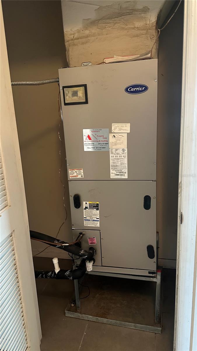 GRAND OAK GLEN - Residential Lease