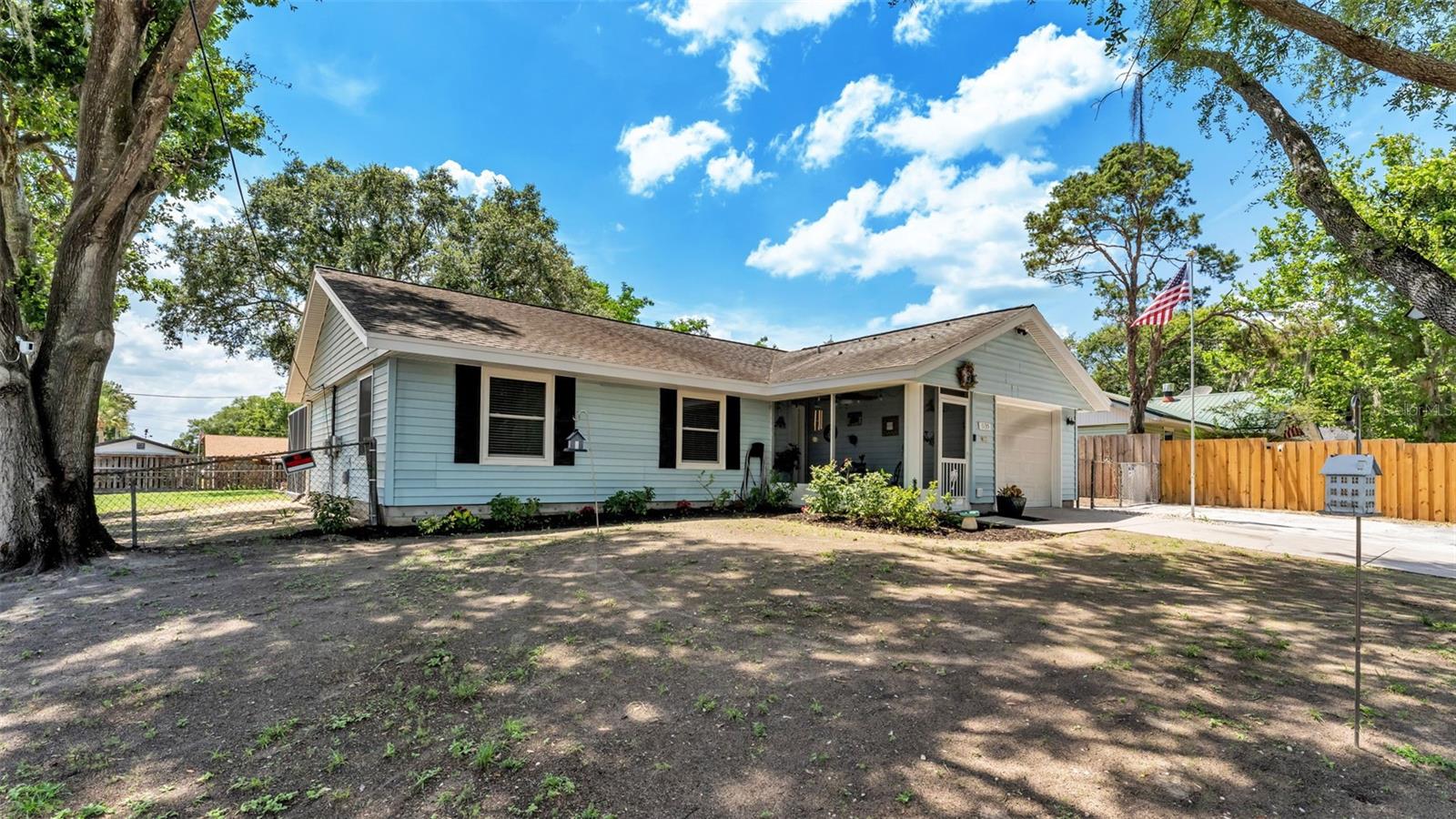 1135 WALKER CIRCLE W