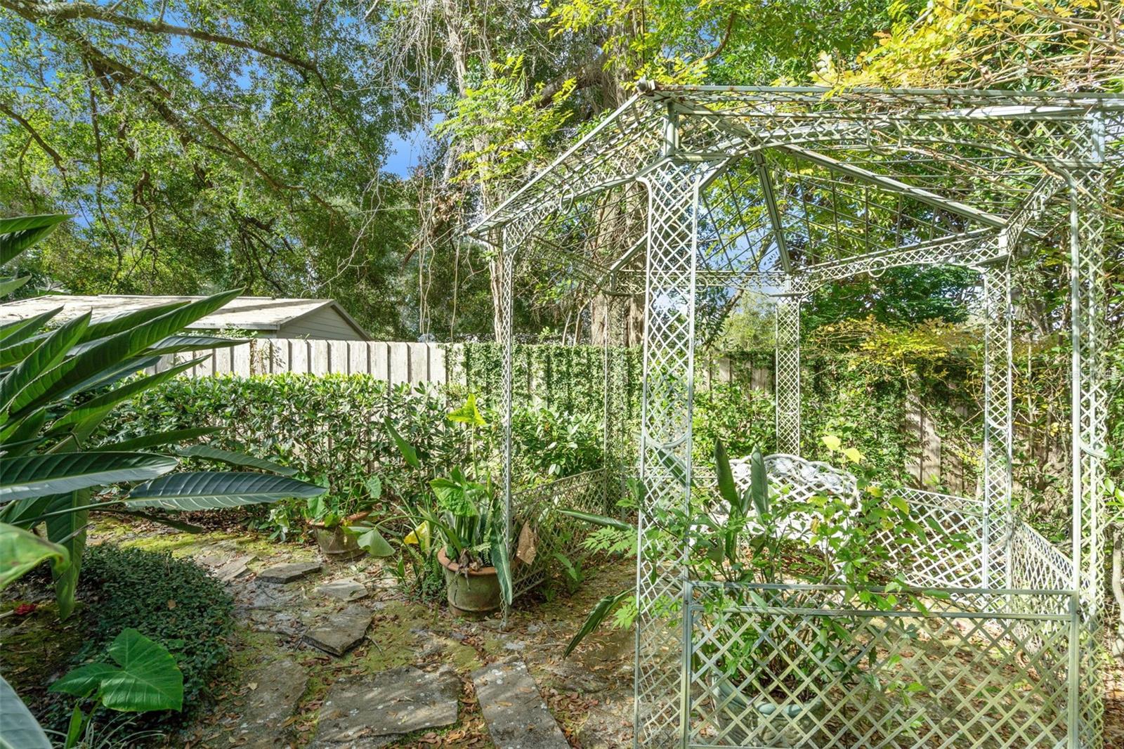 SWEETWATER COUNTRY CLUB SEC D - Residential