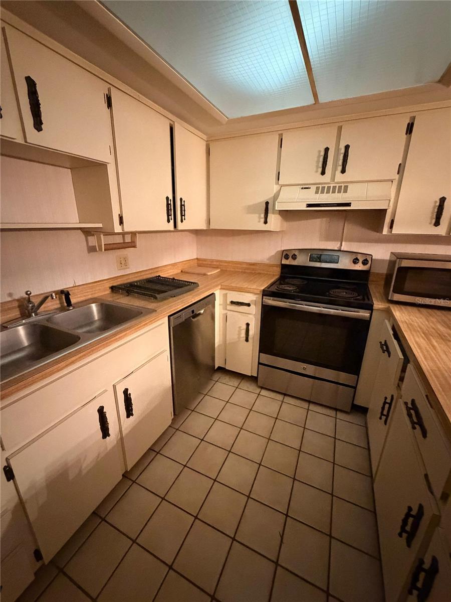 4150 S ATLANTIC AVENUE 126C - Photo 4