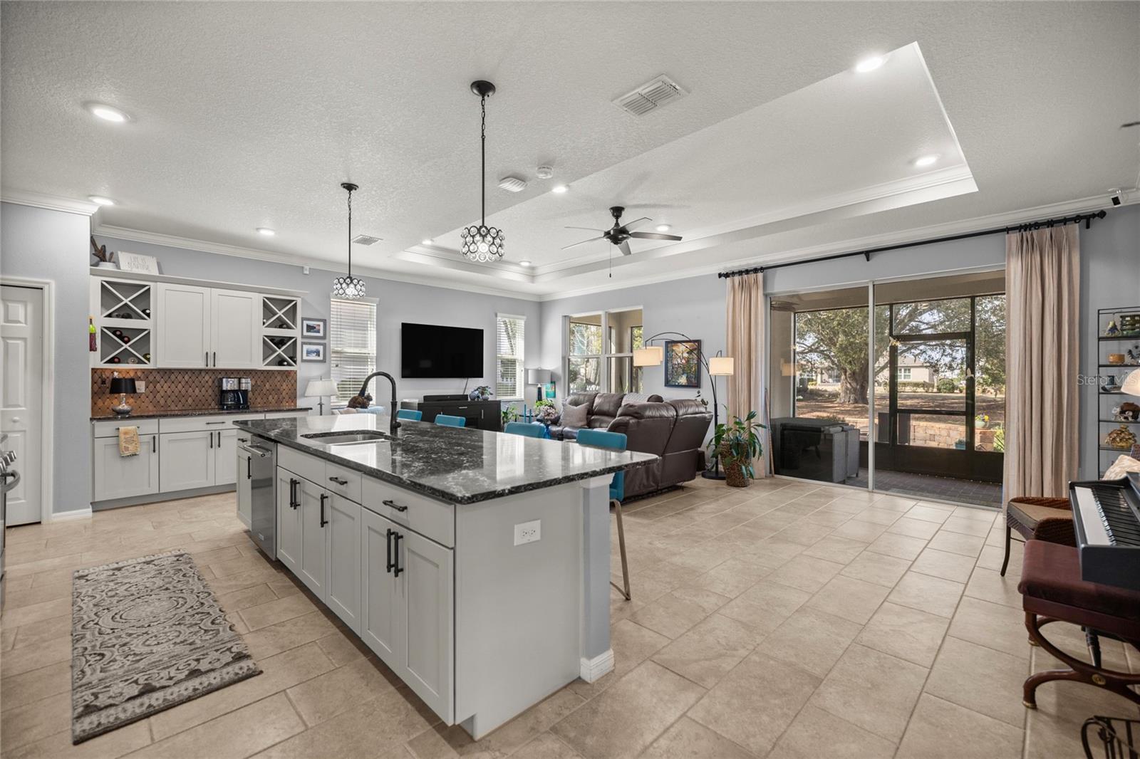 INDIGO EAST - Residential