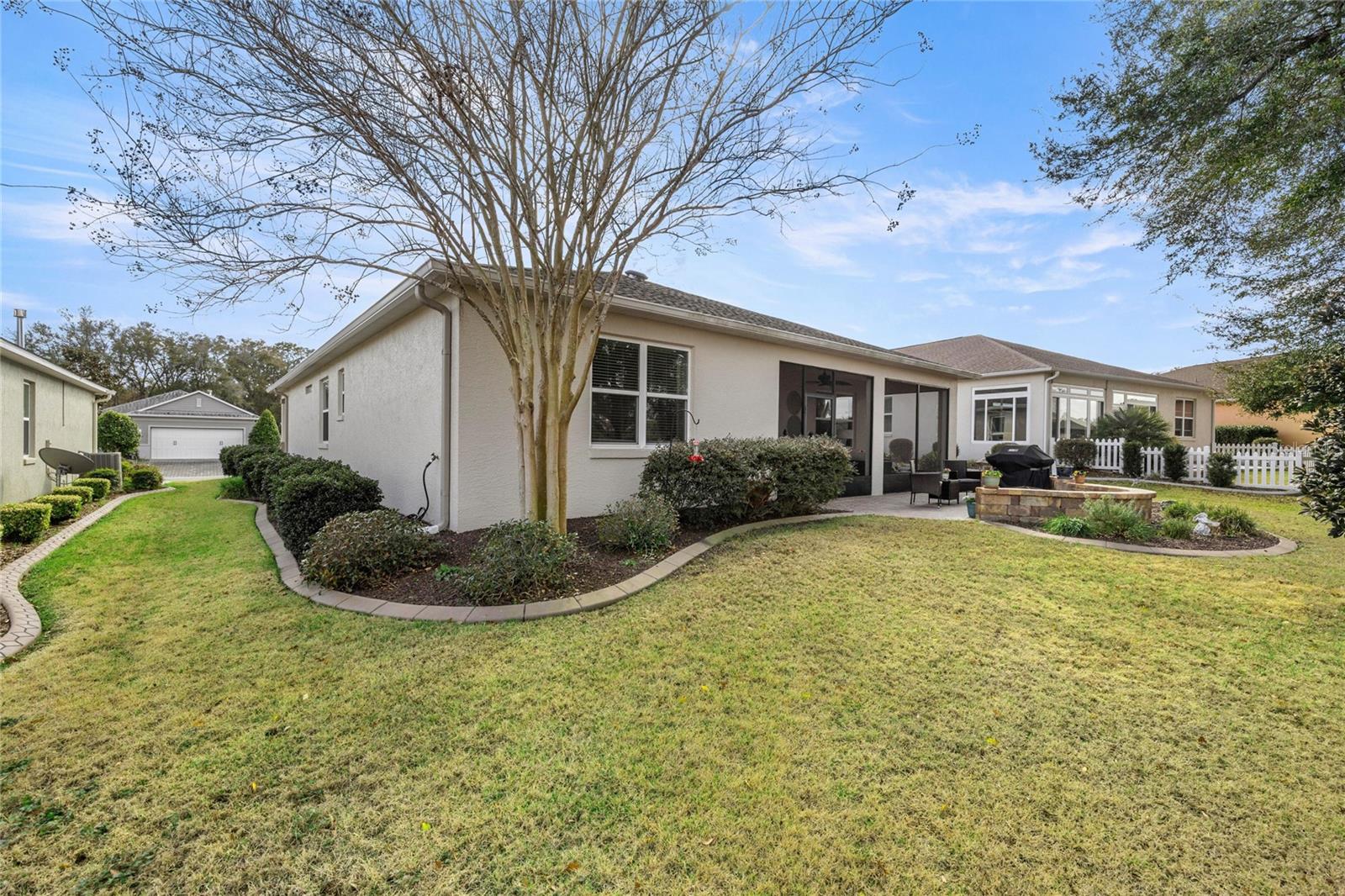 INDIGO EAST - Residential