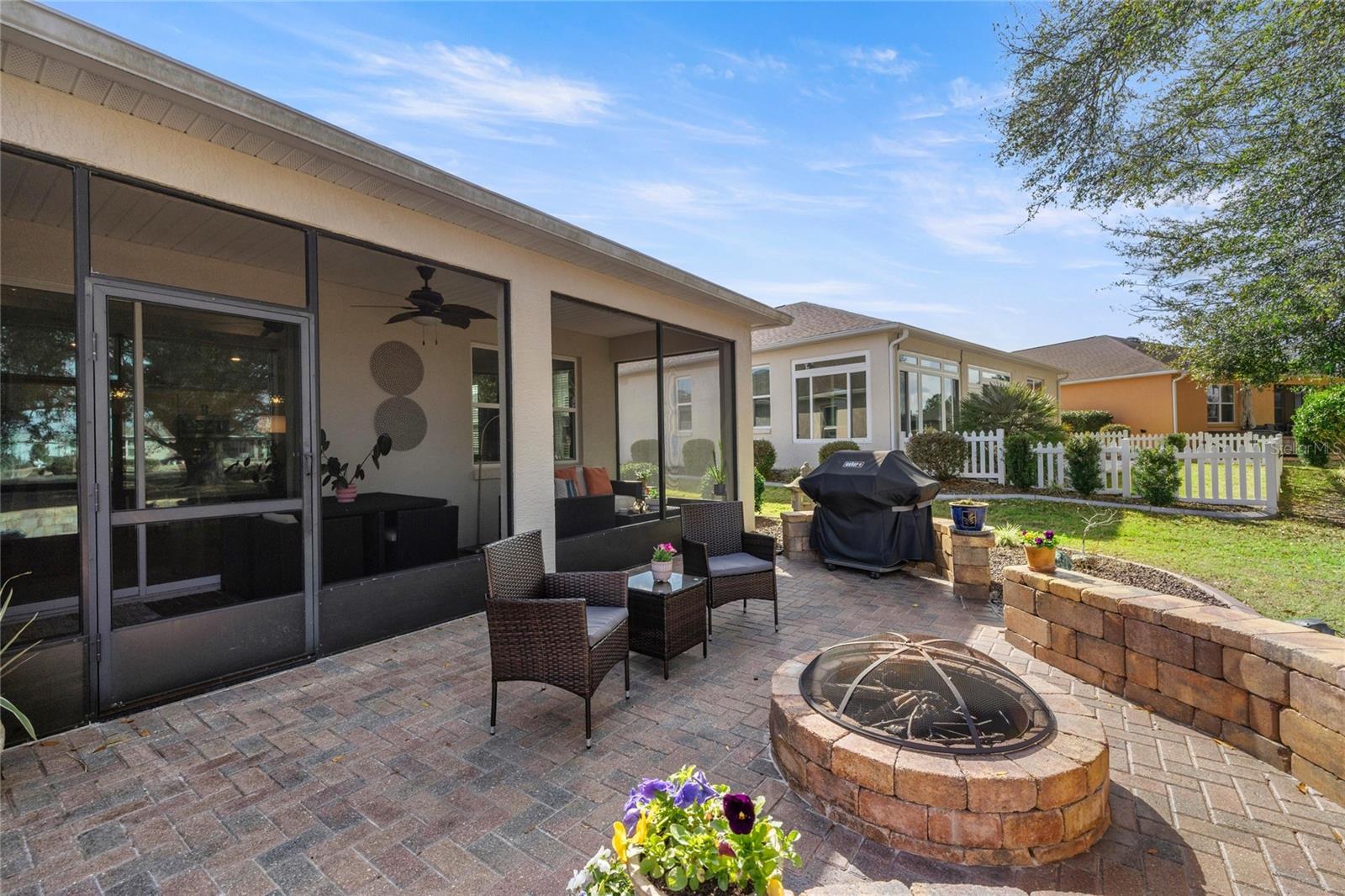 INDIGO EAST - Residential