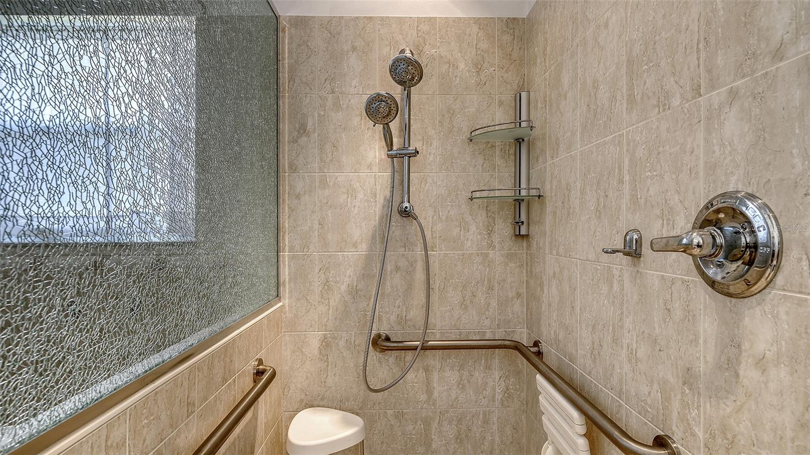 VILLAS AT DEER CREEK - Residential