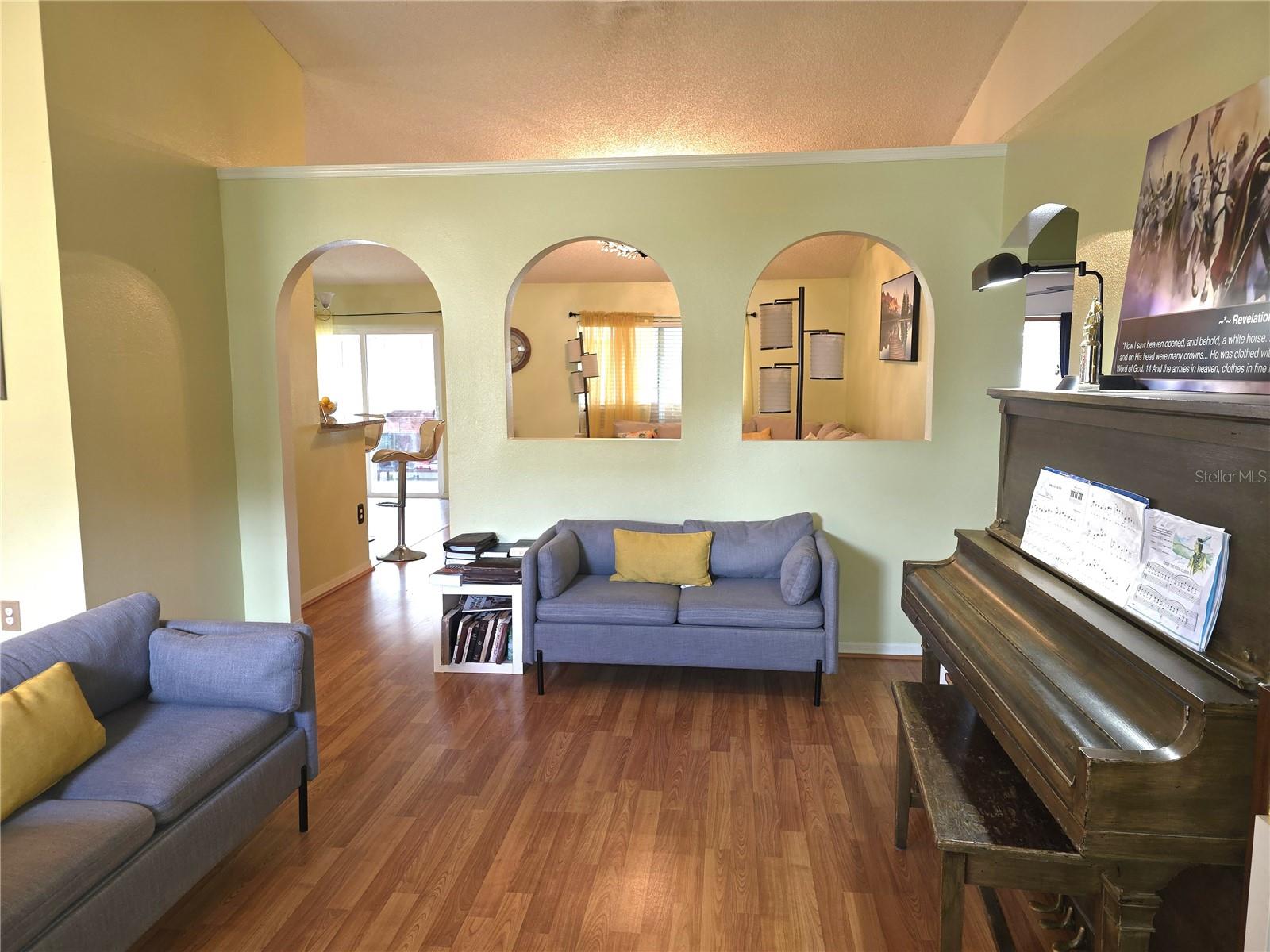 DELTONA LAKES UN 43 - Residential