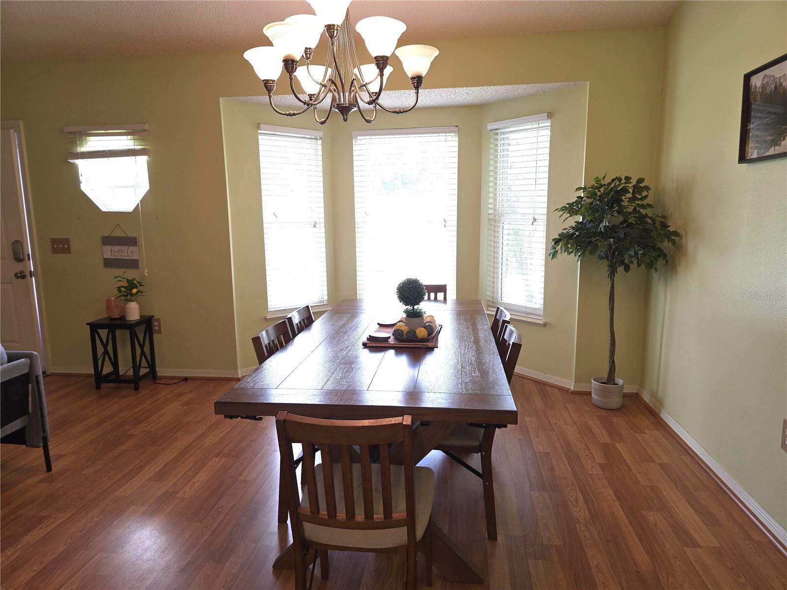 DELTONA LAKES UN 43 - Residential