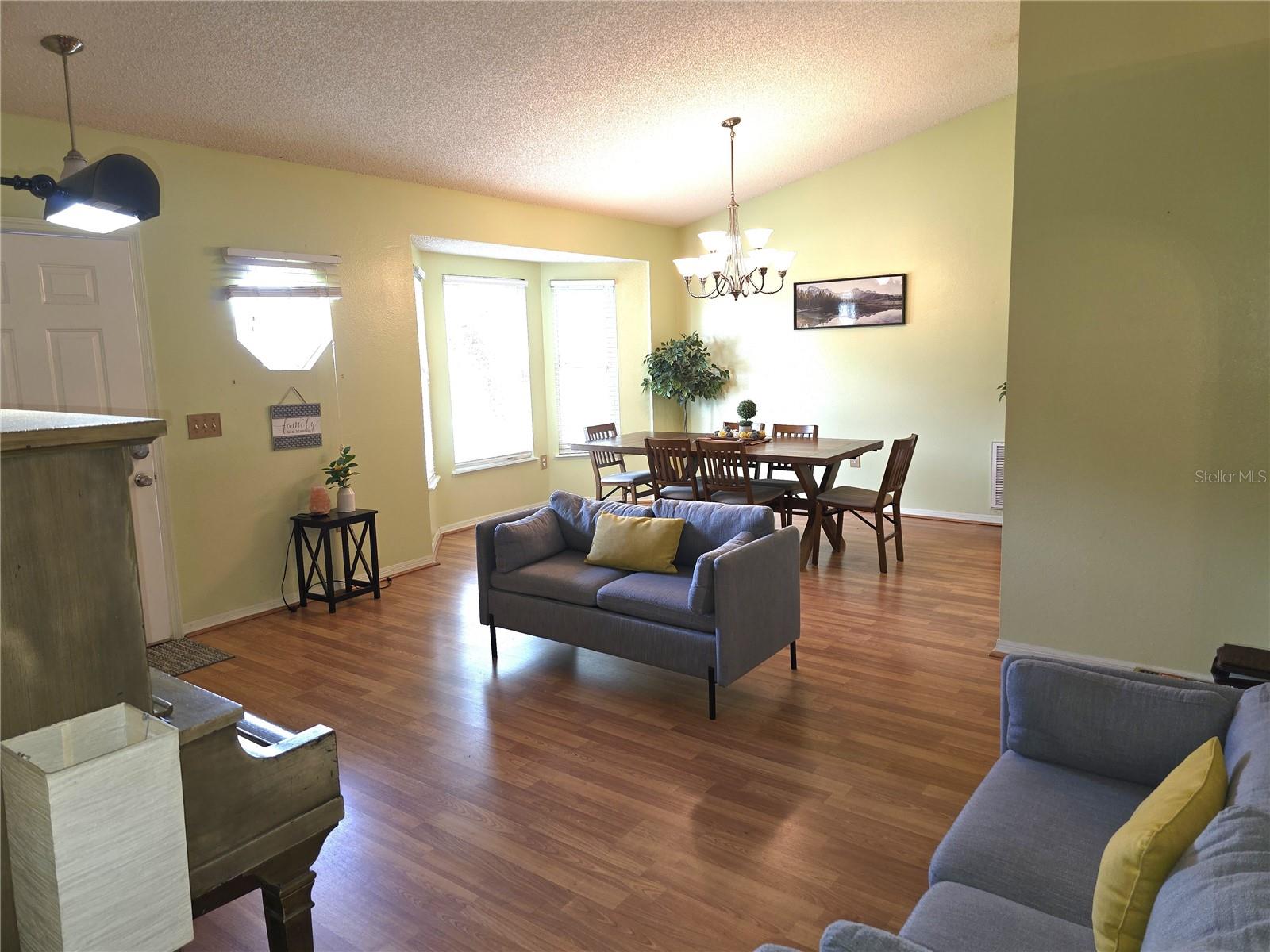 DELTONA LAKES UN 43 - Residential