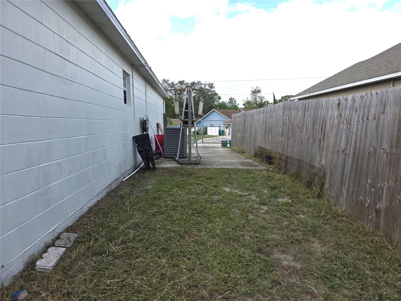DELTONA LAKES UN 43 - Residential