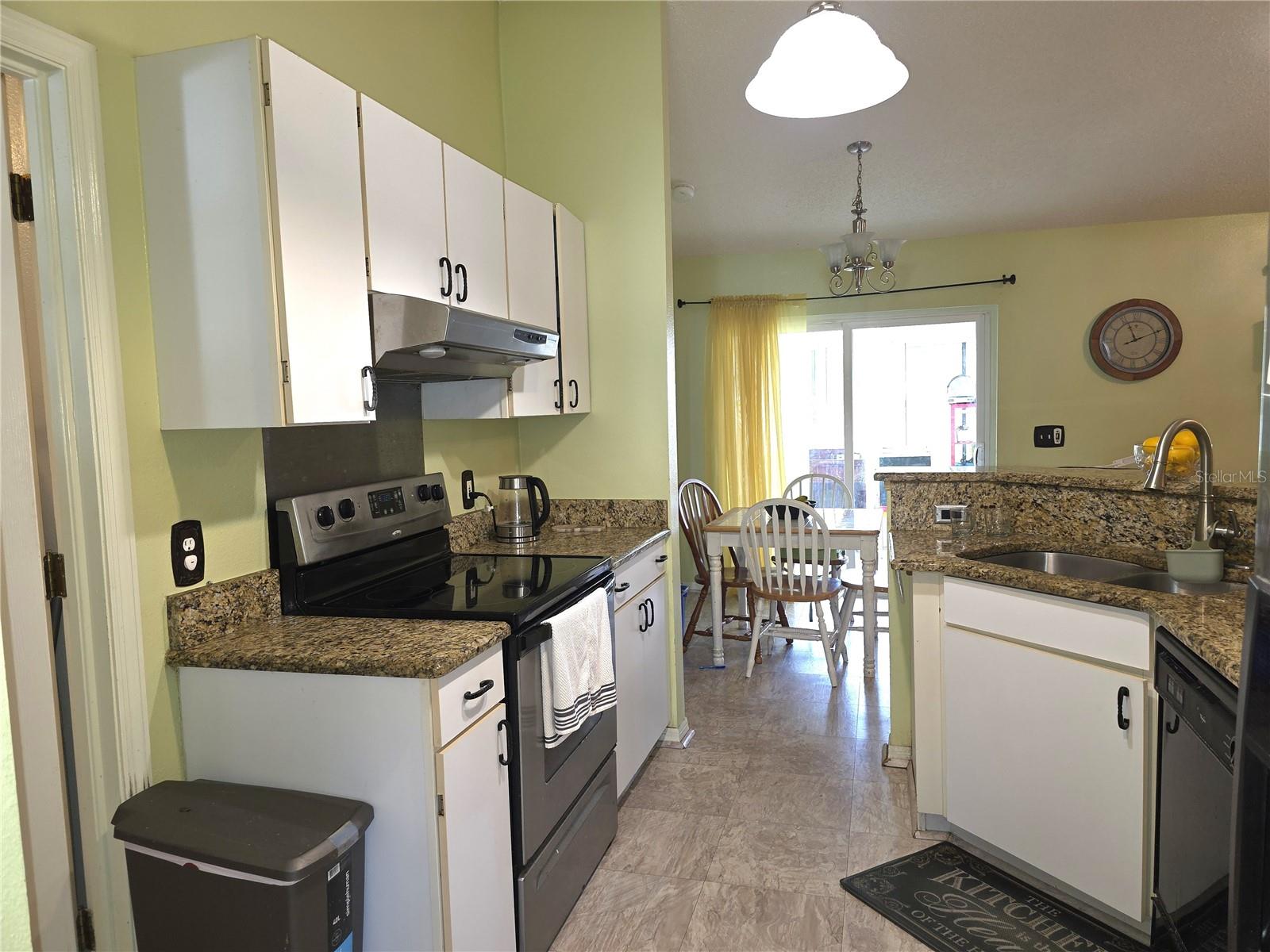 DELTONA LAKES UN 43 - Residential