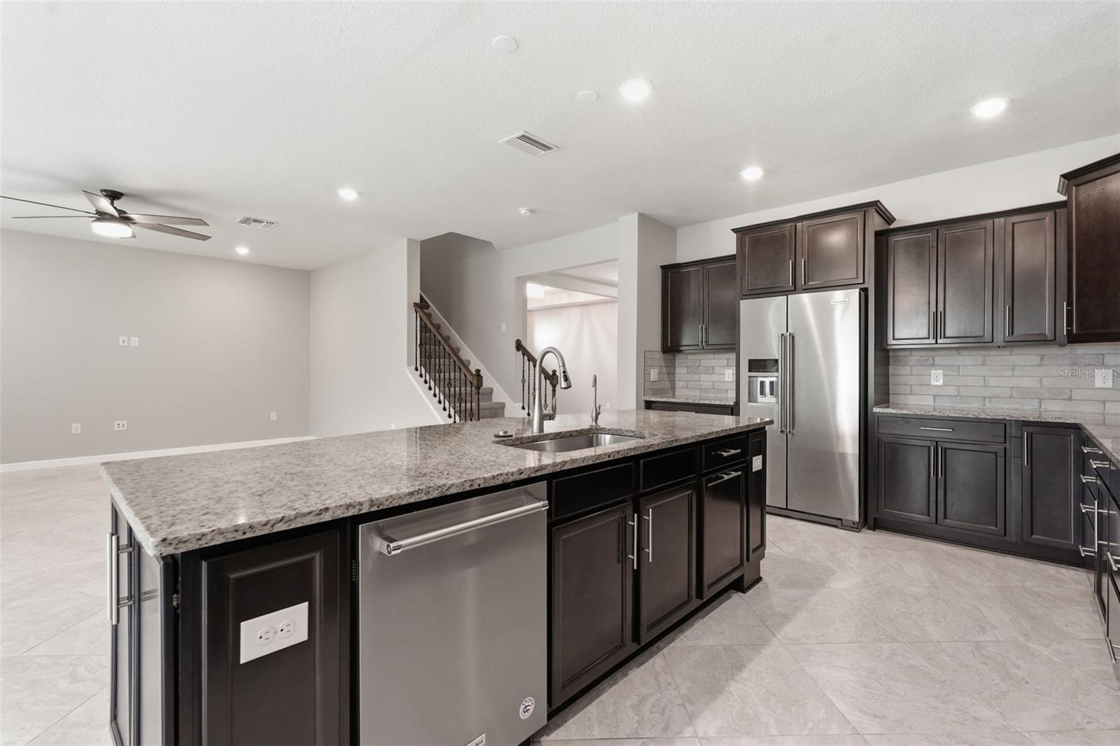 BIRCHWOOD PRESERVE SOUTH - Residential
