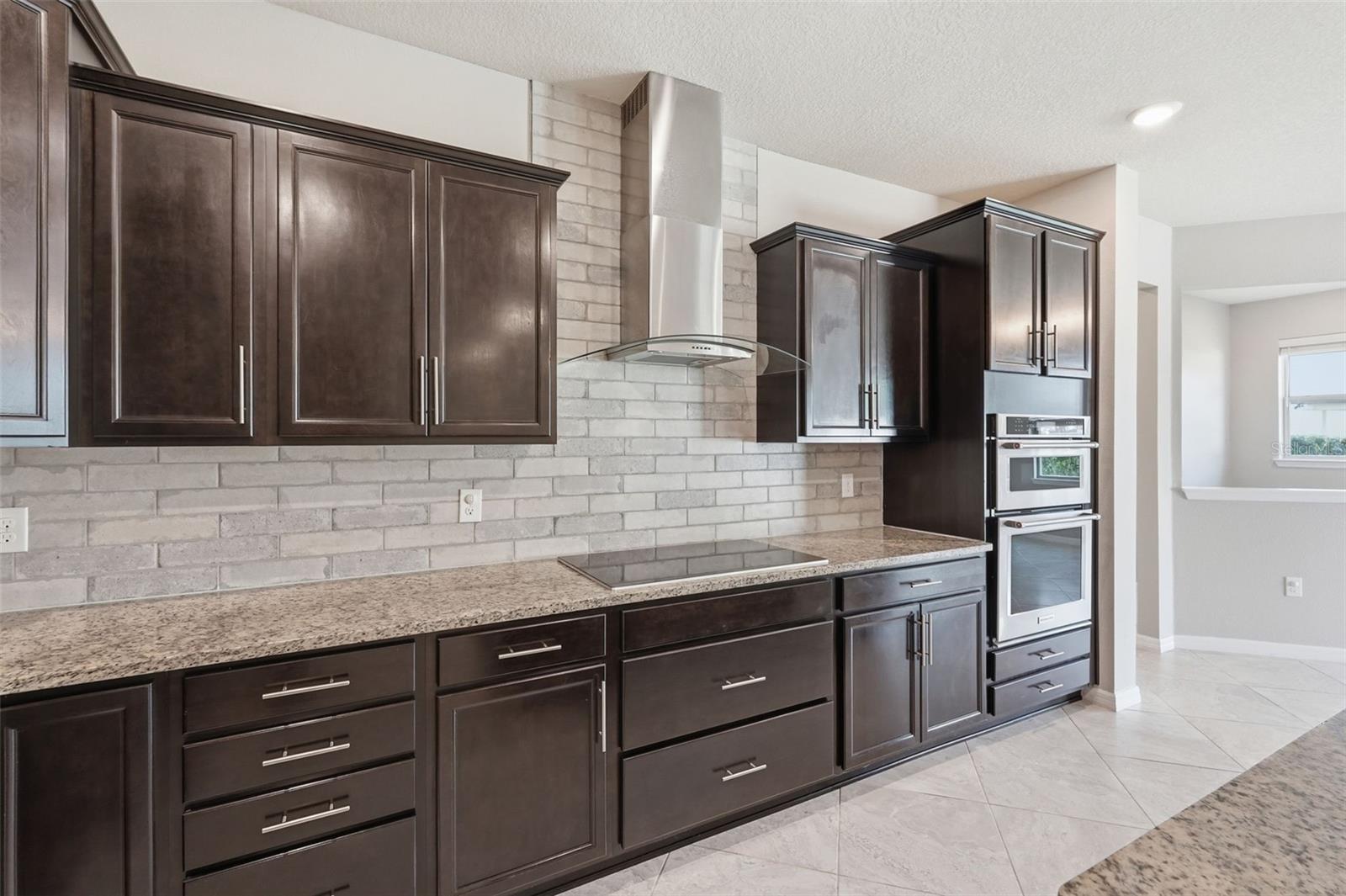 BIRCHWOOD PRESERVE SOUTH - Residential