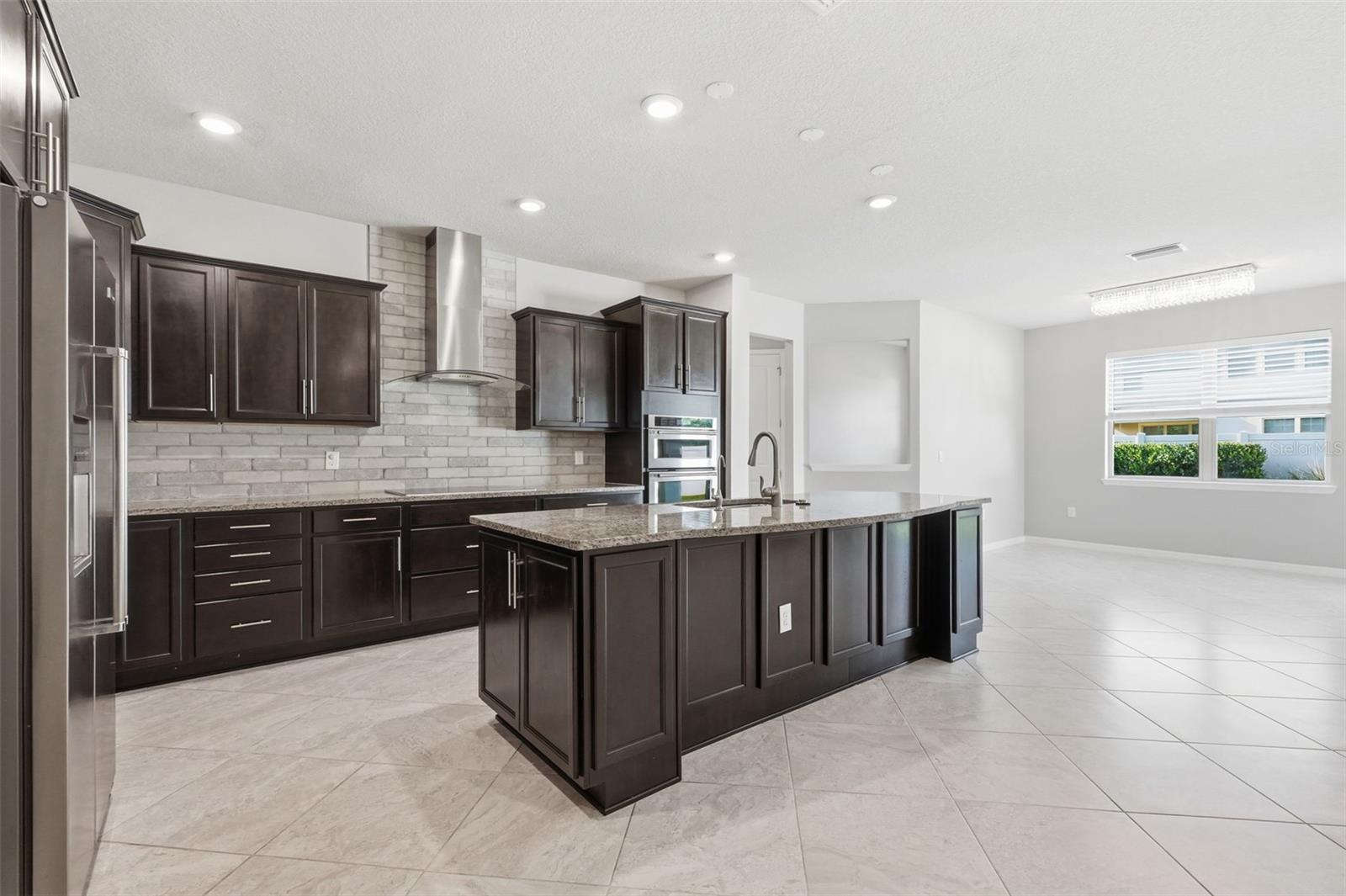 BIRCHWOOD PRESERVE SOUTH - Residential