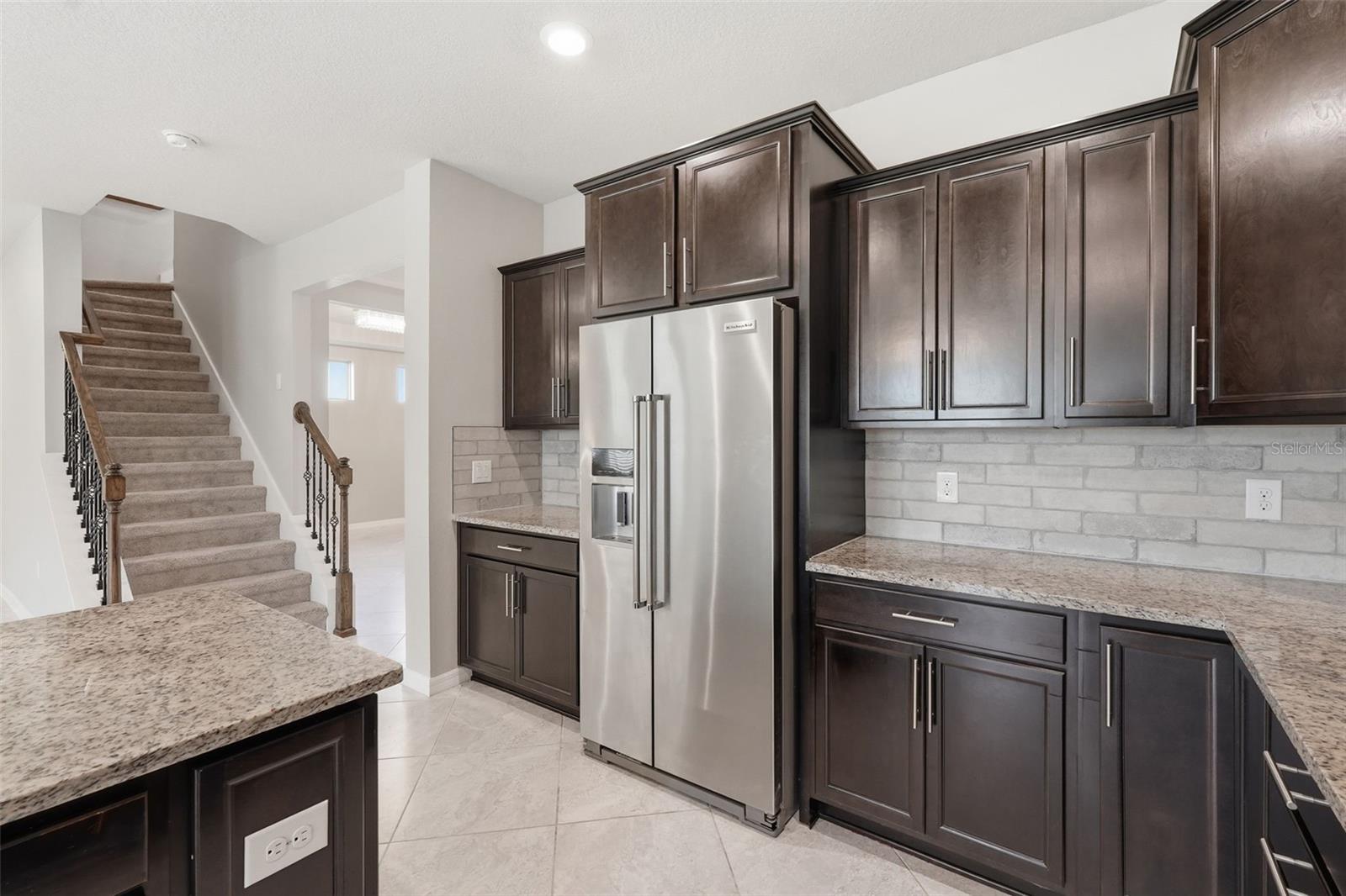 BIRCHWOOD PRESERVE SOUTH - Residential