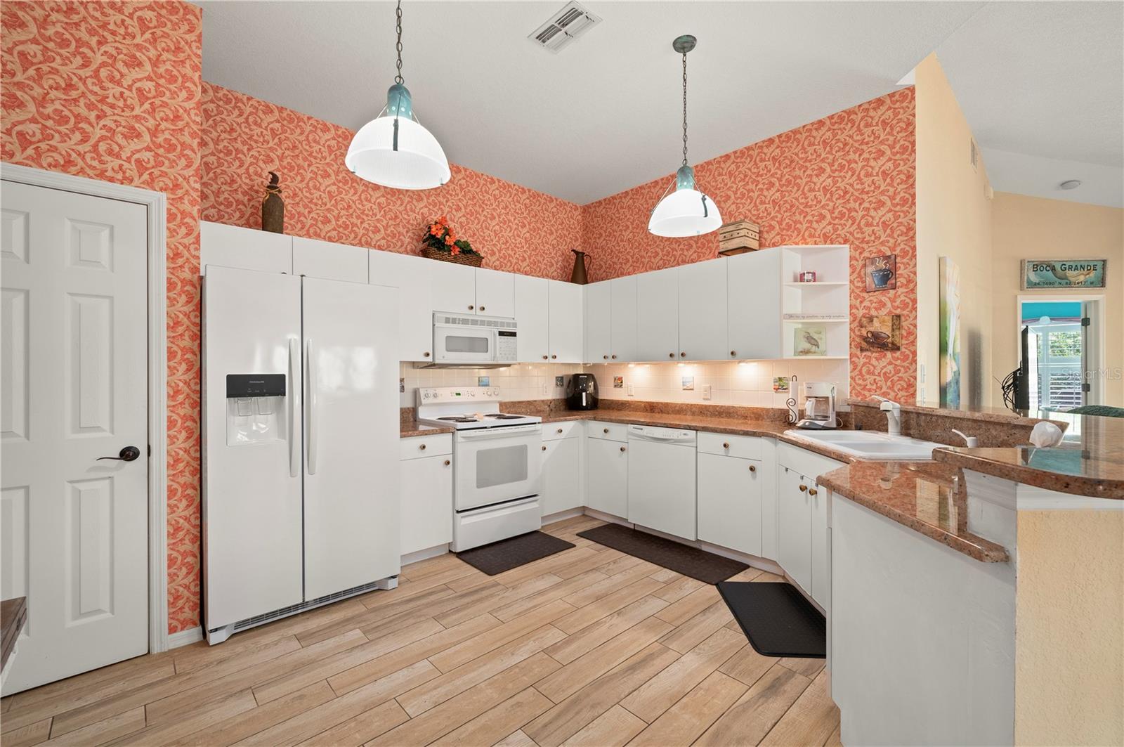 MARLIN RUN CONDO - Residential