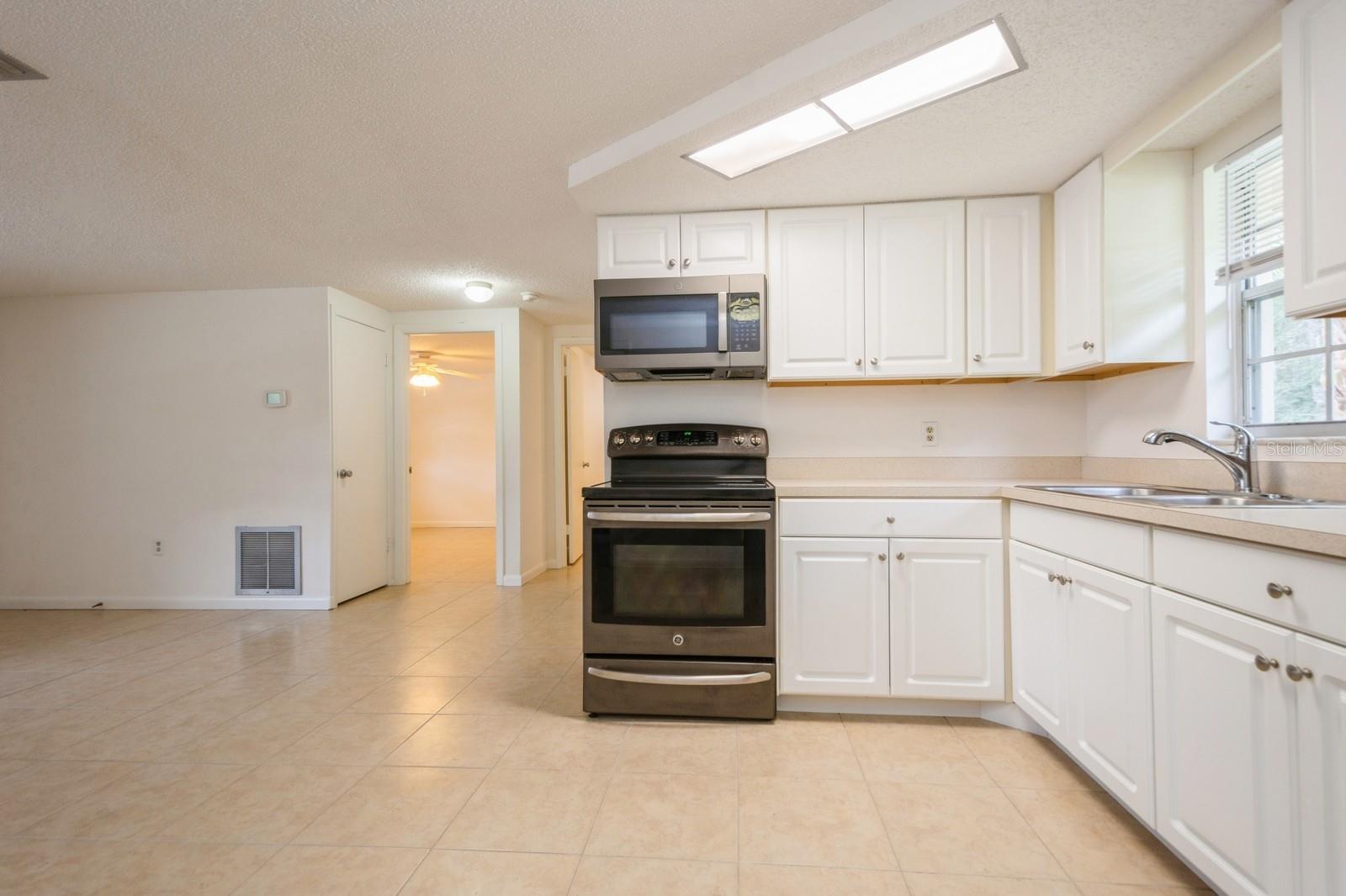 BRENTWOOD ESTATES - Residential