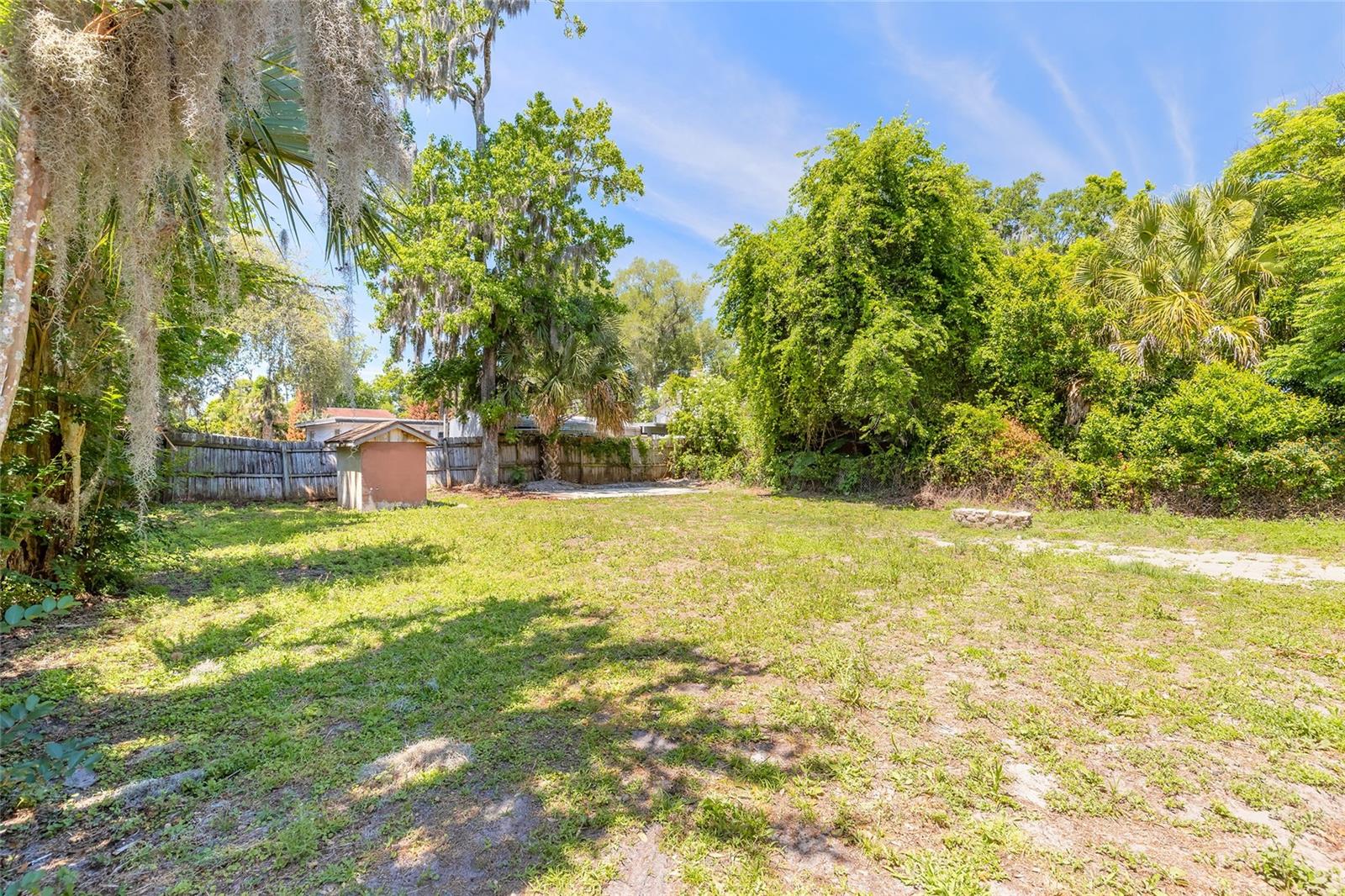 SHOTWELLS JUNGLE GARDEN - Residential