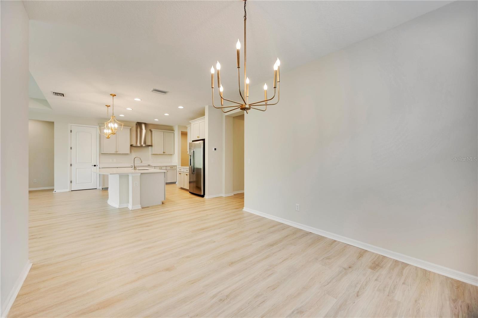 RIVERSIDE PRESERVE PH II - Residential