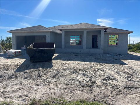 A home in PORT CHARLOTTE