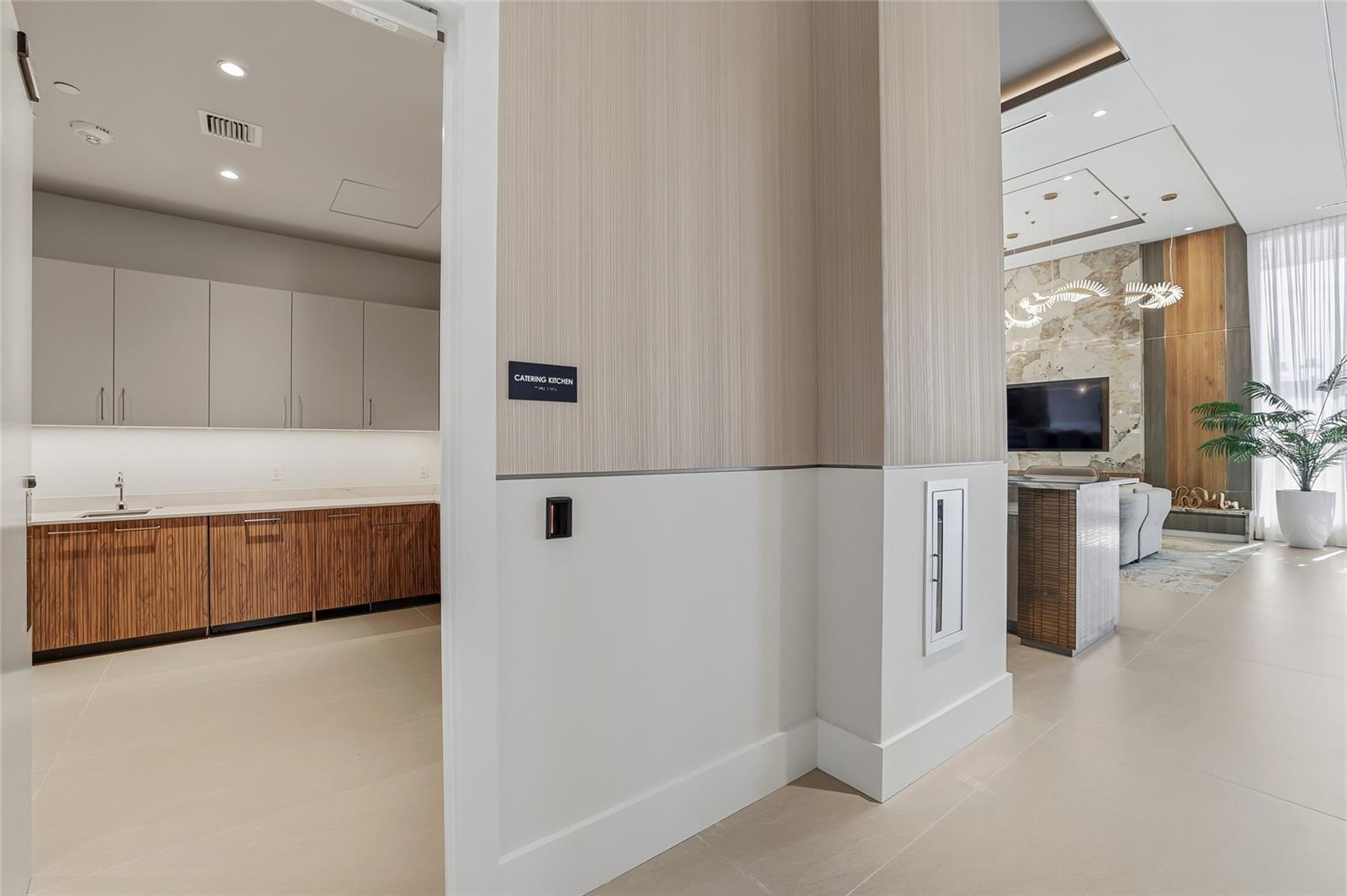 ART HOUSE - Residential