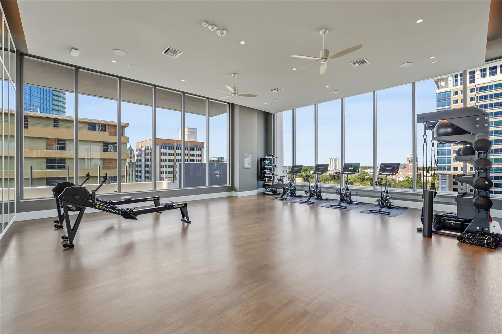 ART HOUSE - Residential