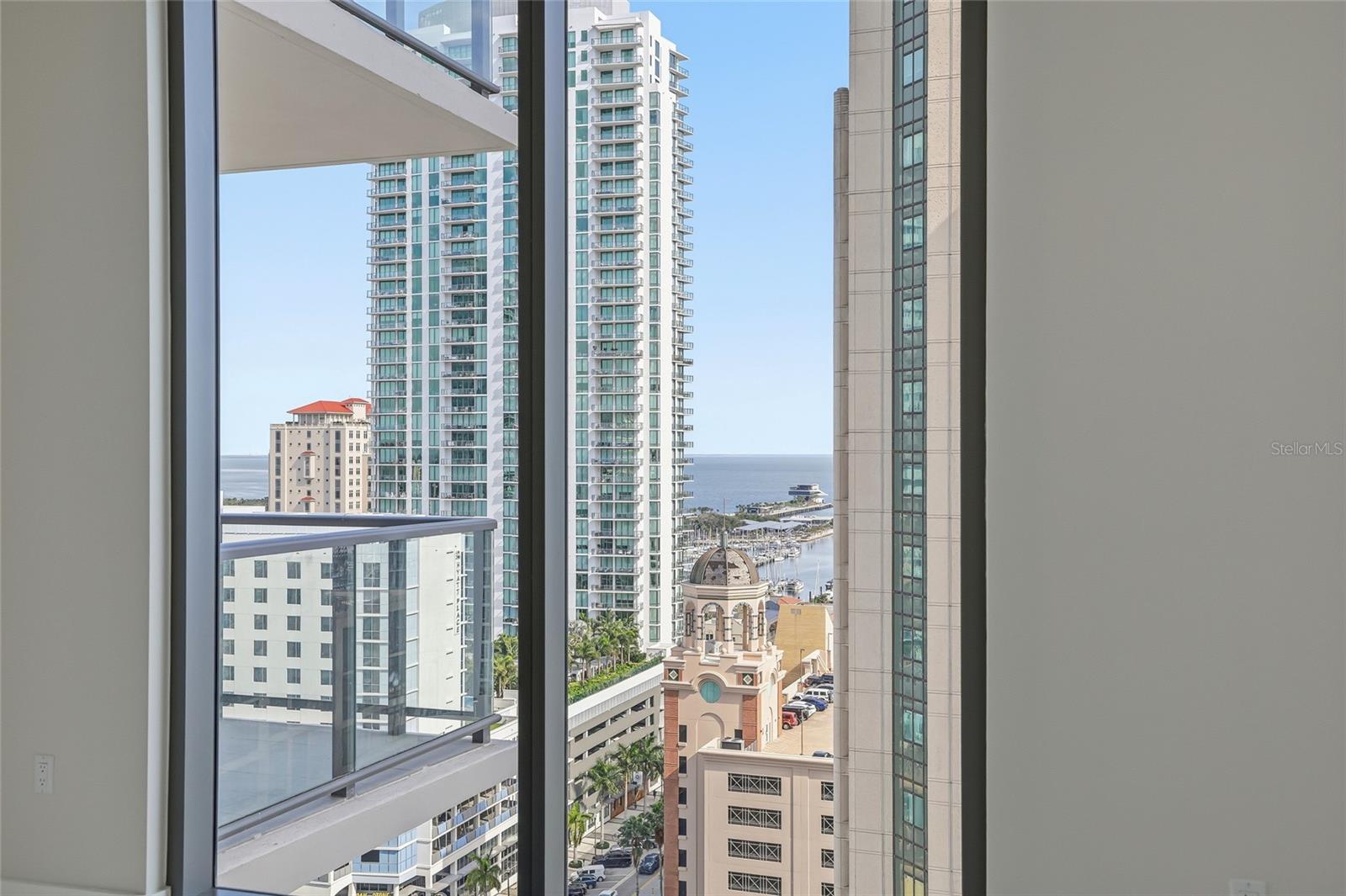 ART HOUSE - Residential