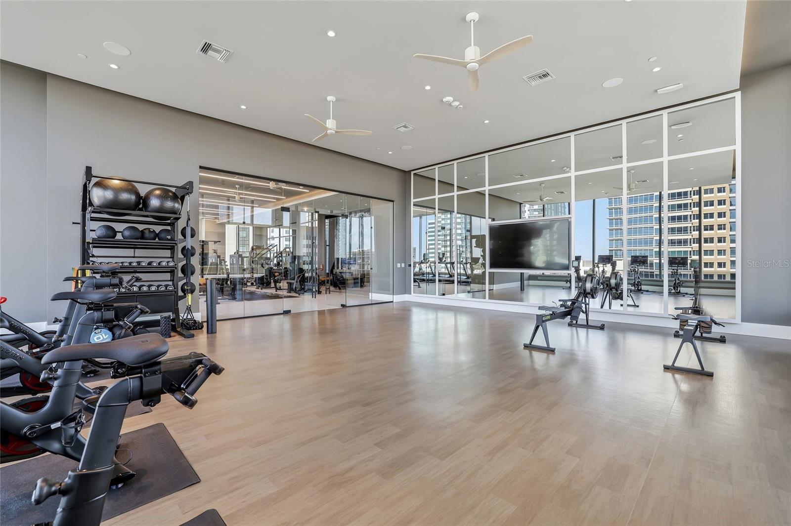 ART HOUSE - Residential