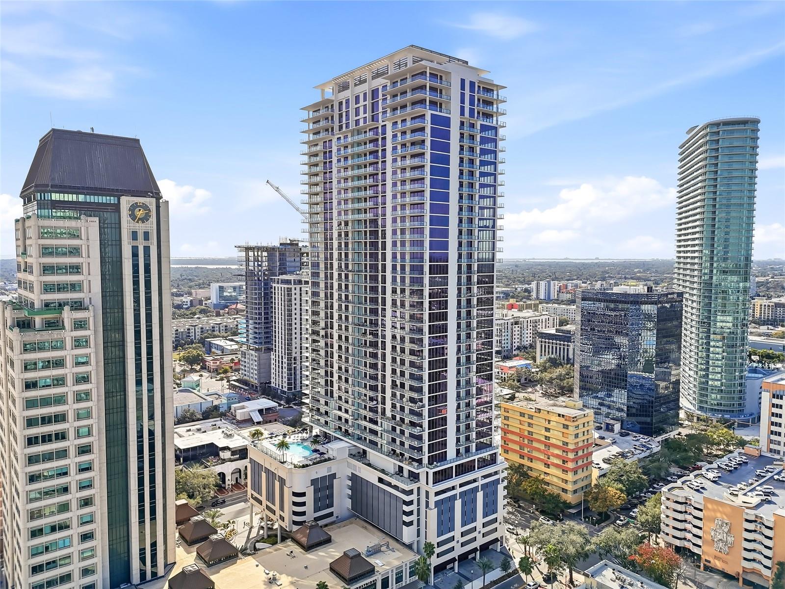 ART HOUSE - Residential