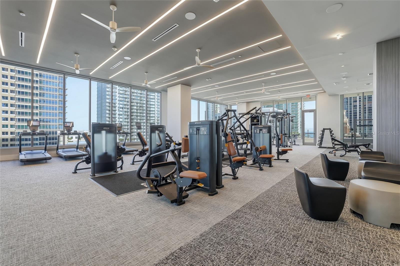 ART HOUSE - Residential