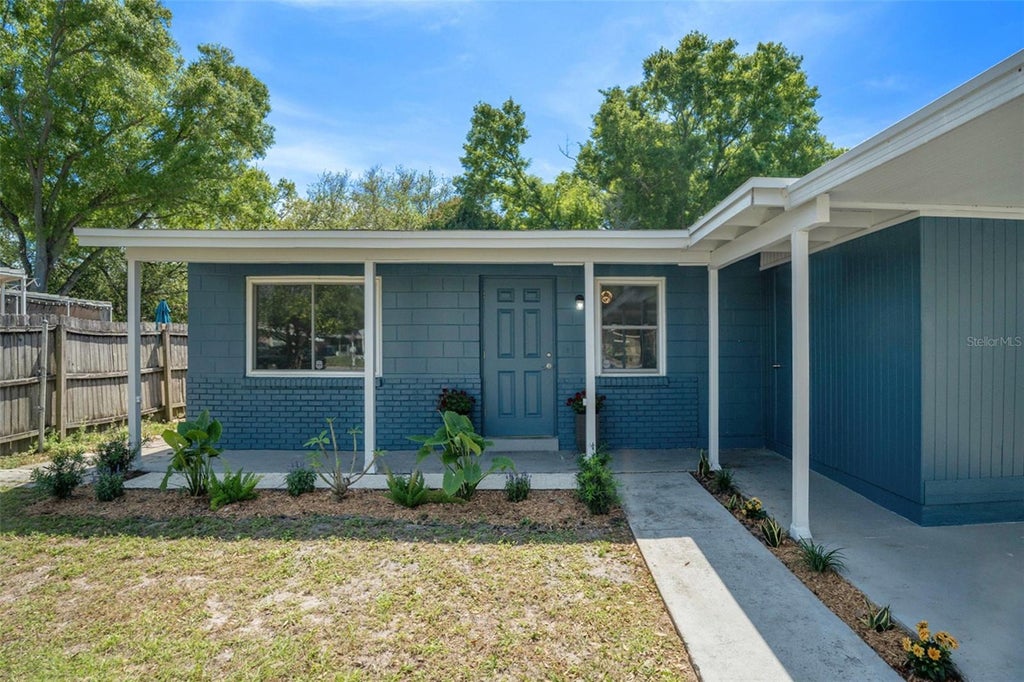 Photo of Tampa, FL 33611 (MLS # O6433498)