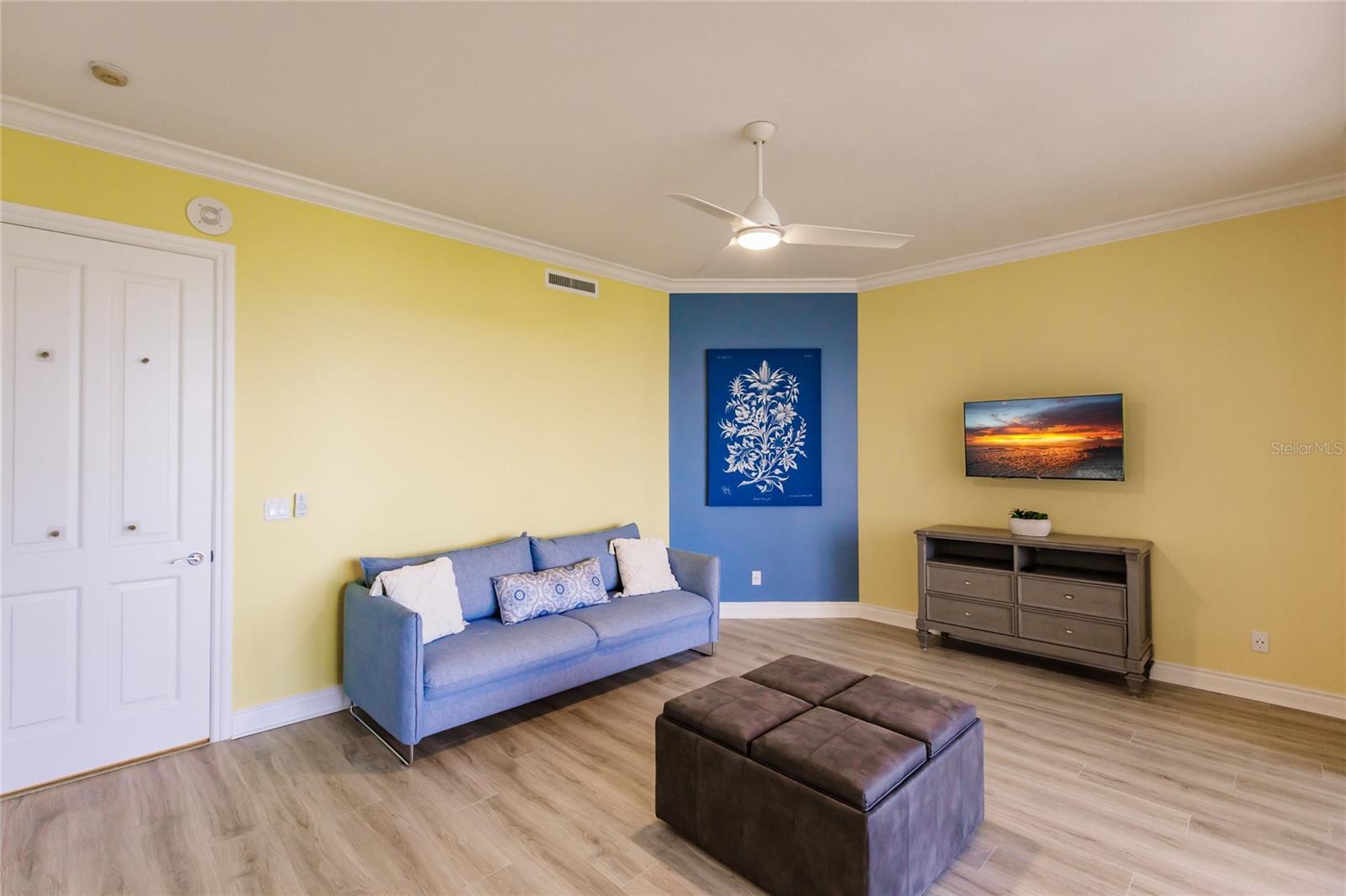 ROYAL MARCO POINT II - Residential