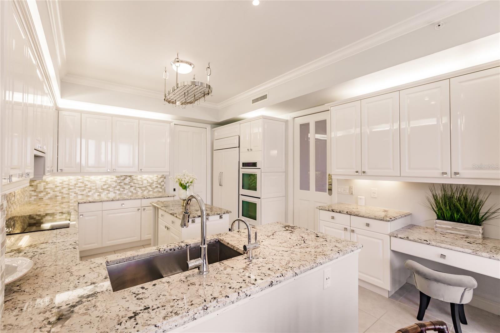 ROYAL MARCO POINT II - Residential