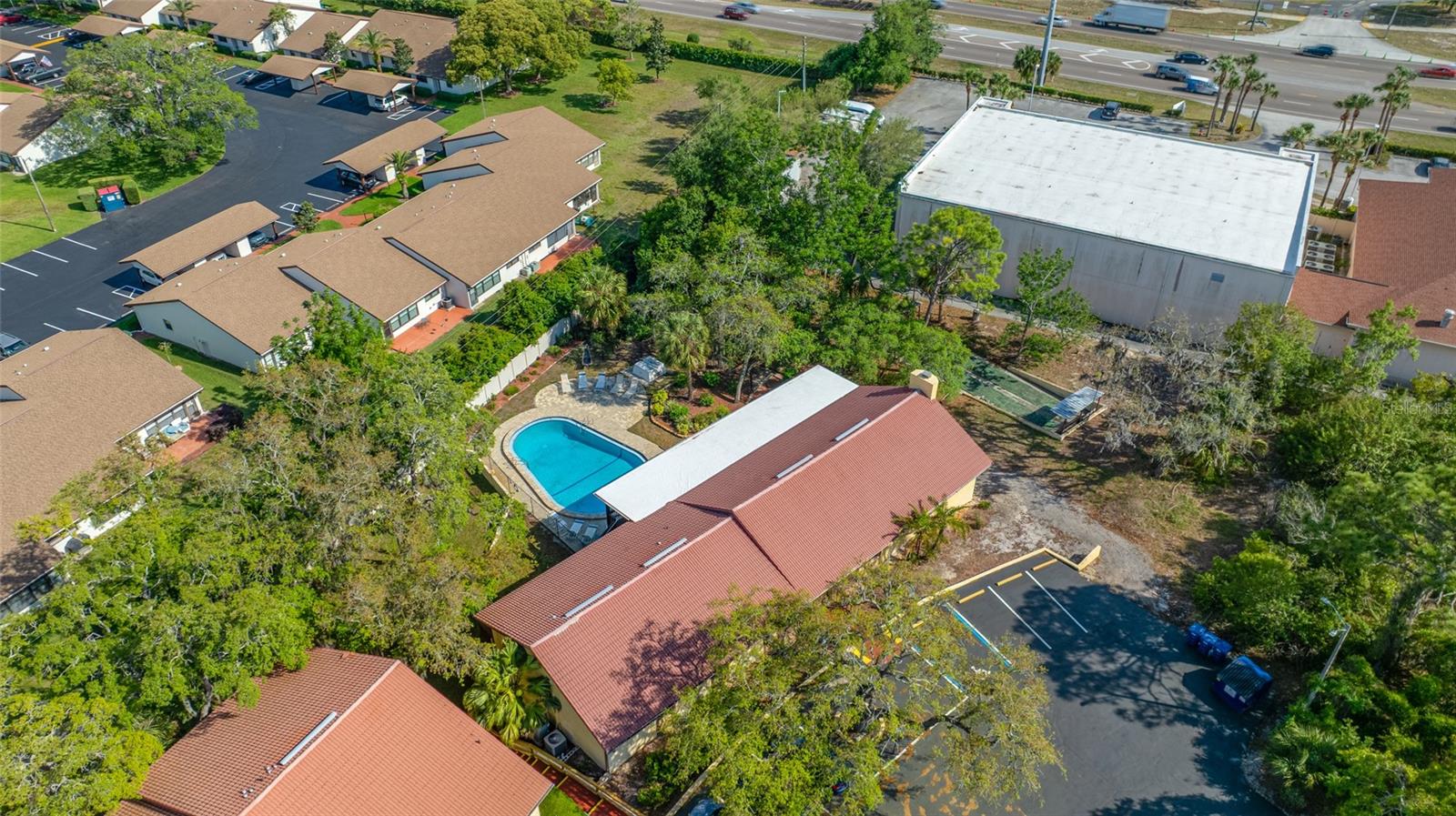 FOREST LAKE VILLAS - Residential